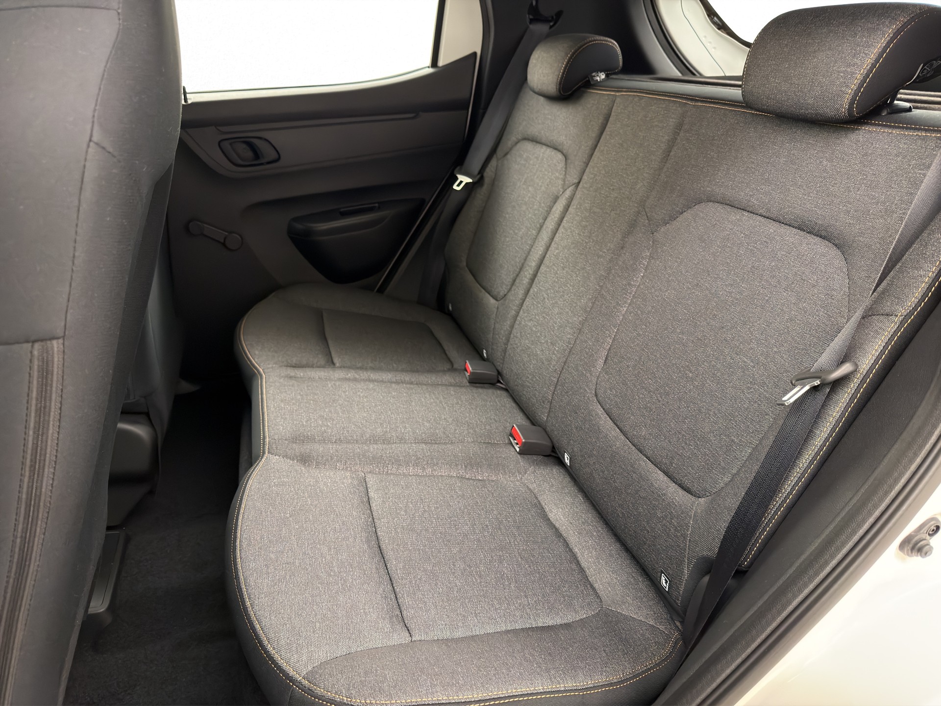 DACIA Spring Essential-image-11
