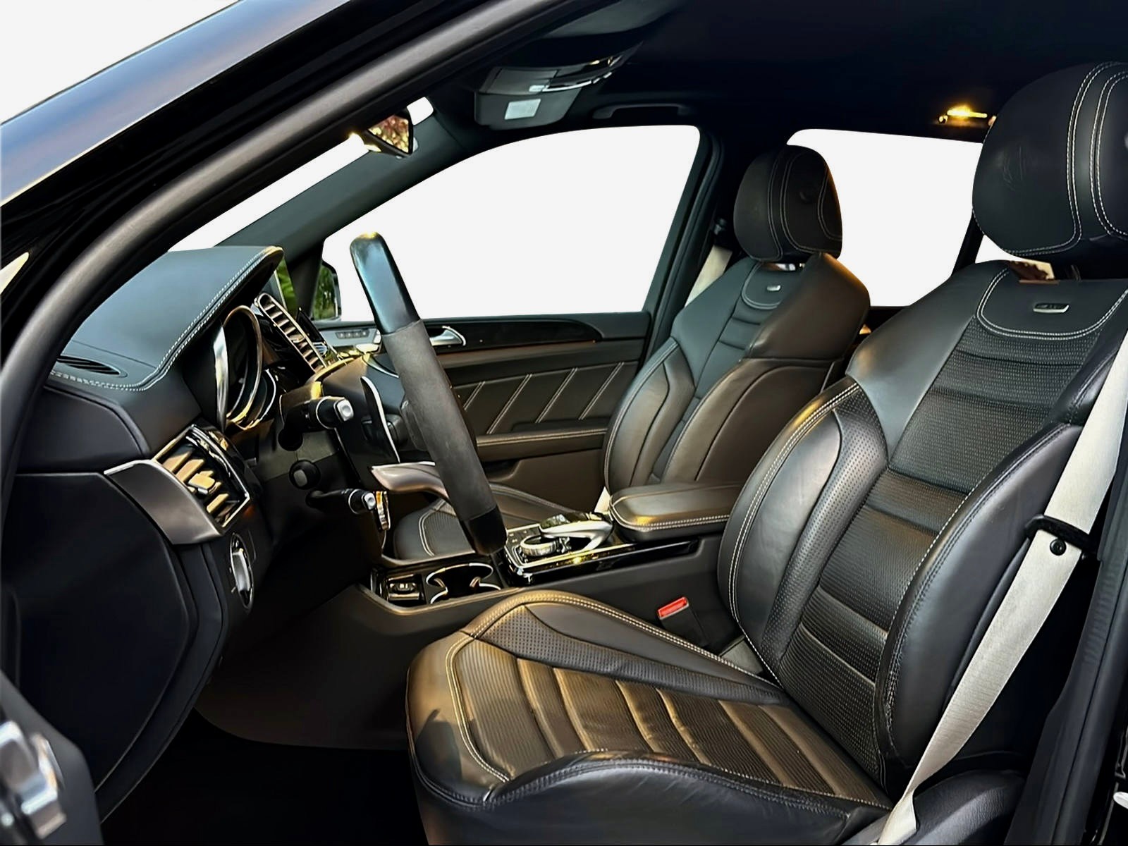 MERCEDES-BENZ GLE 63 S AMG 4Matic Speedshift Plus 7G-Tronic-image-8