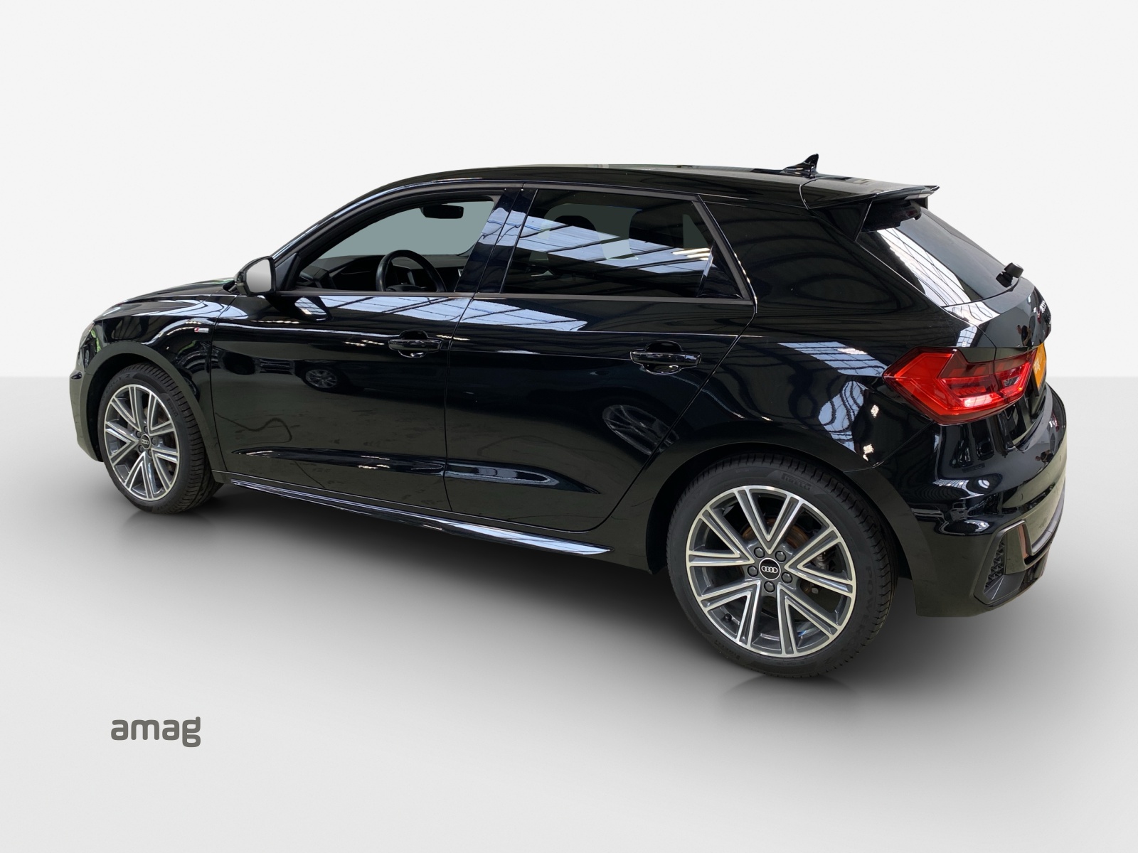 AUDI A1 Sportback 30 TFSI S Line Attraction S-tronic-image-2