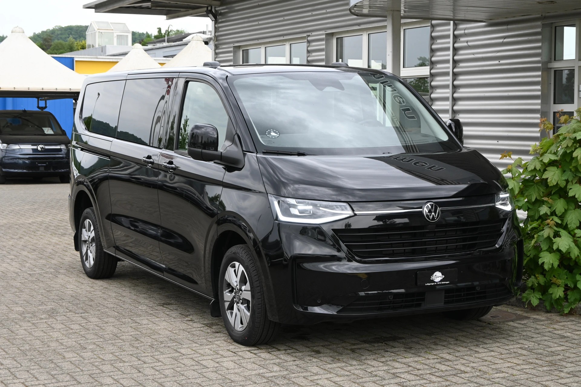 VW Caravelle 2.0 TDI Style LWB Automat 8-Plätzer 170PS + AHK 2500kg + Standheizung-image-0