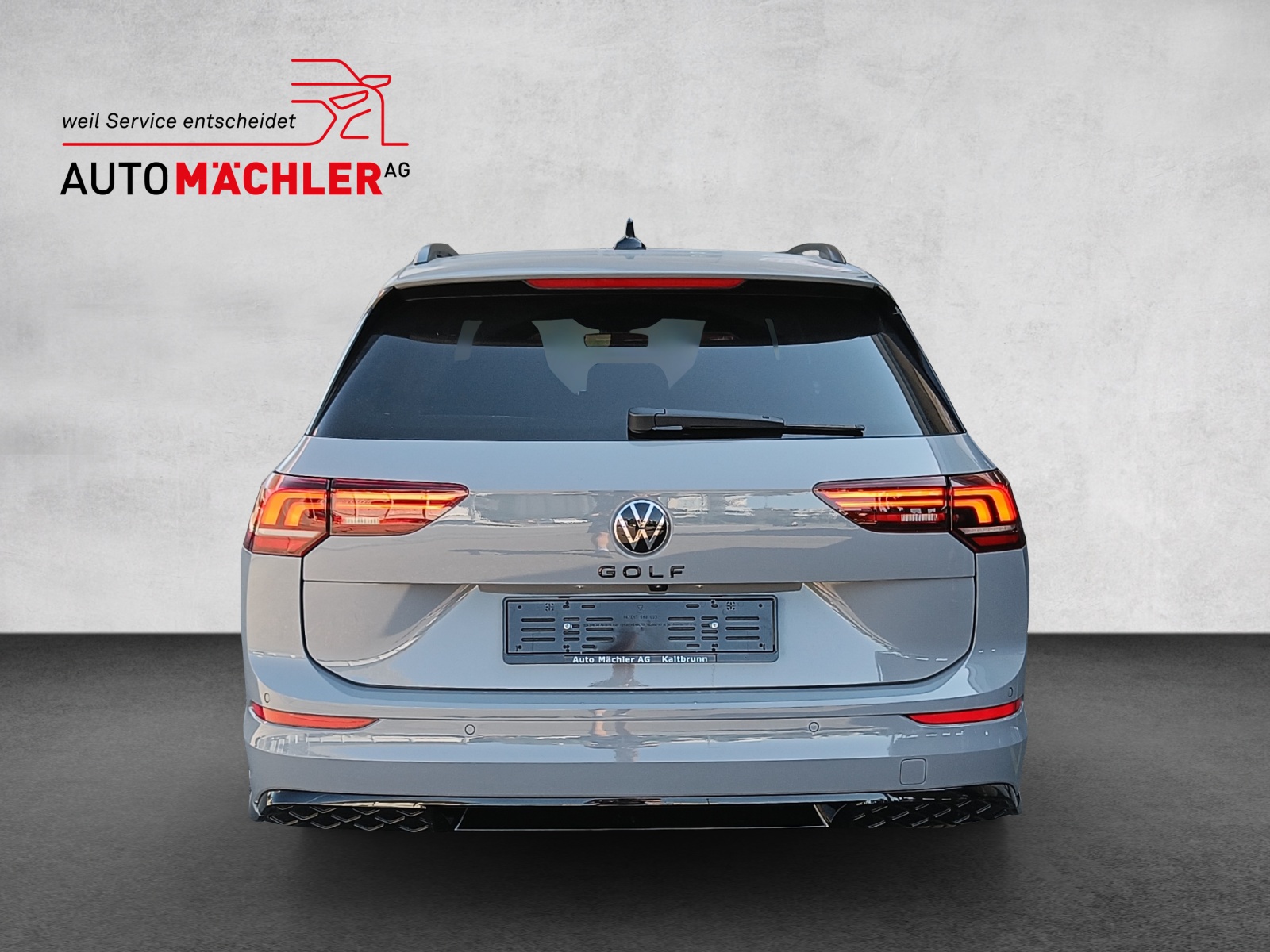 VW Golf VIII Variant 1.5 eTSI R-Line DSG*8-Fach Räder*AHK*-image-5