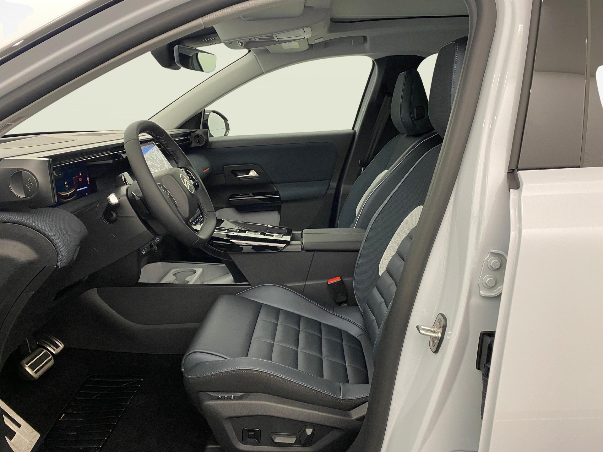 CITROEN C5 Aircross 1.2 Hybrid Max-image-5