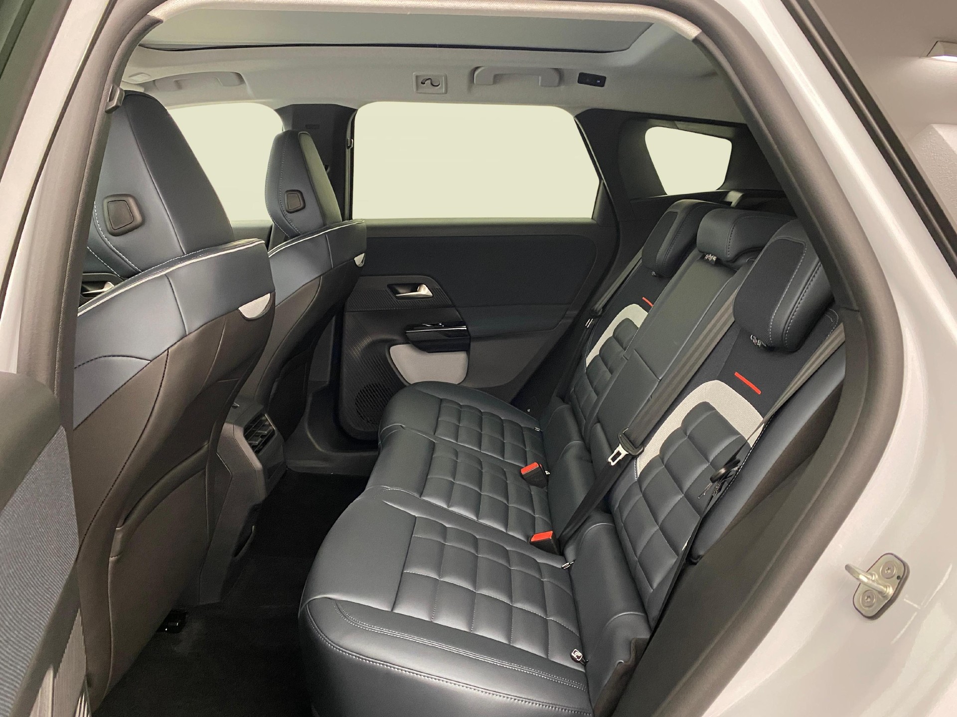 CITROEN C5 Aircross 1.2 Hybrid Max-image-6