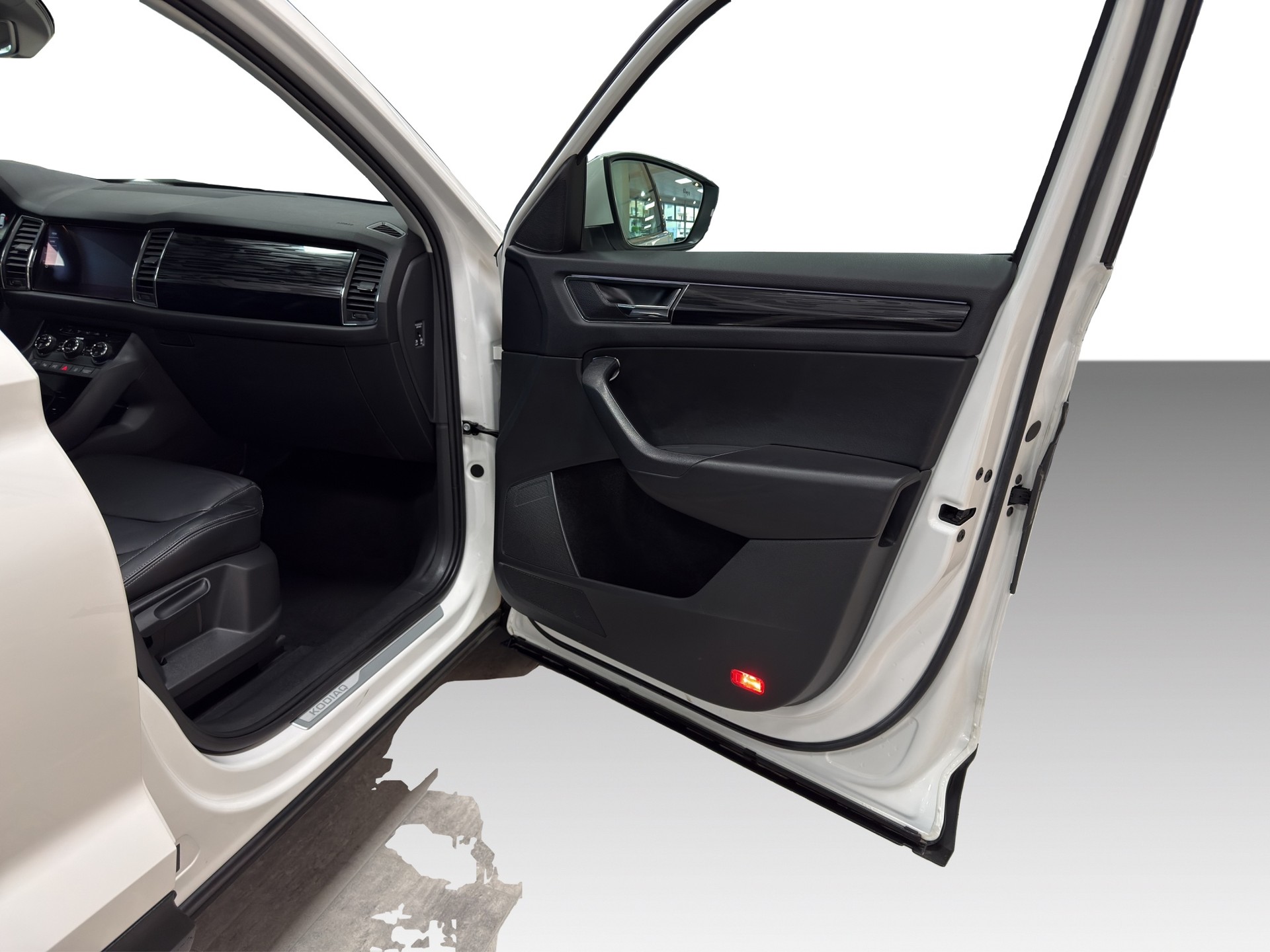 SKODA Kodiaq 2.0 TDI CR Style 4x4 DSG-image-8