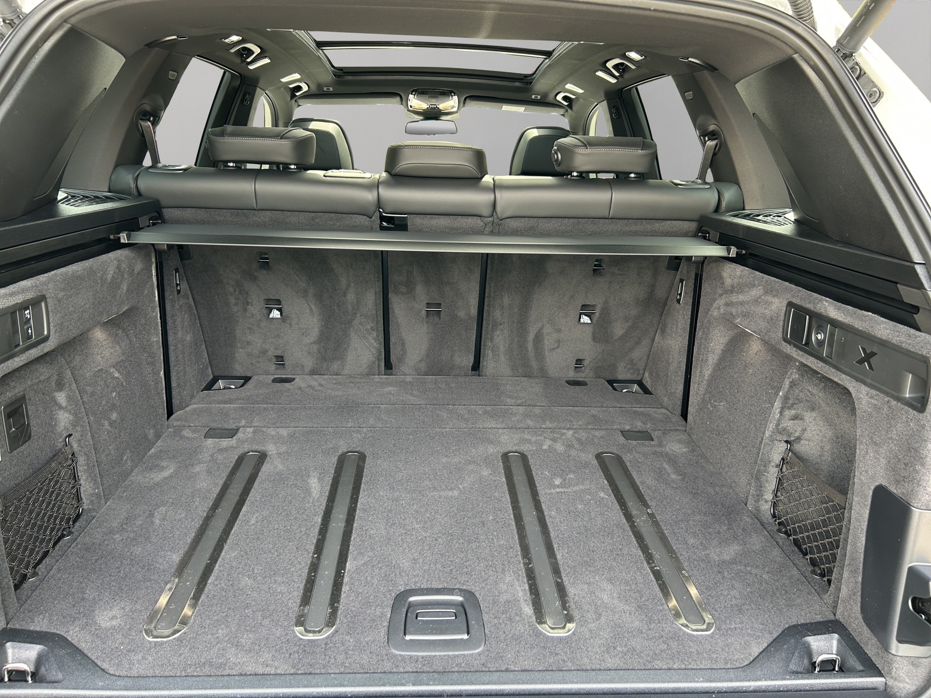 BMW X5 xDrive 48V 40d M Sport Pro Steptronic-image-18