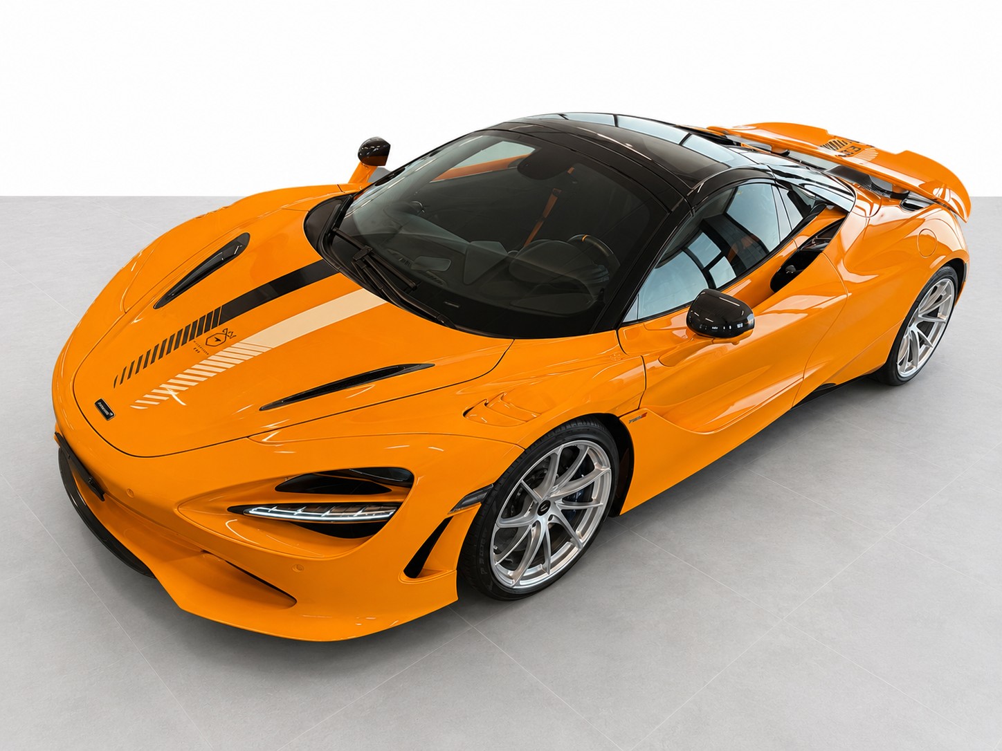 McLAREN McLaren 750S “60" Anniversary Triple Crown Spider Performance 1 of 60-image-2