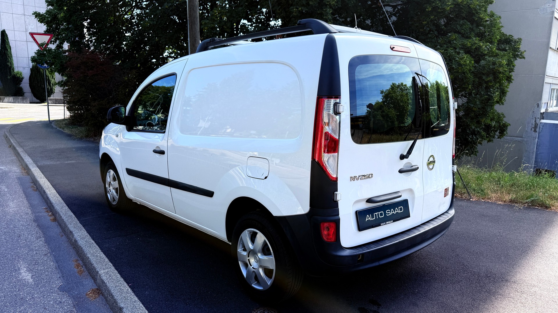 NISSAN NV250 1.5dCi Comfort 2.0t-image-4
