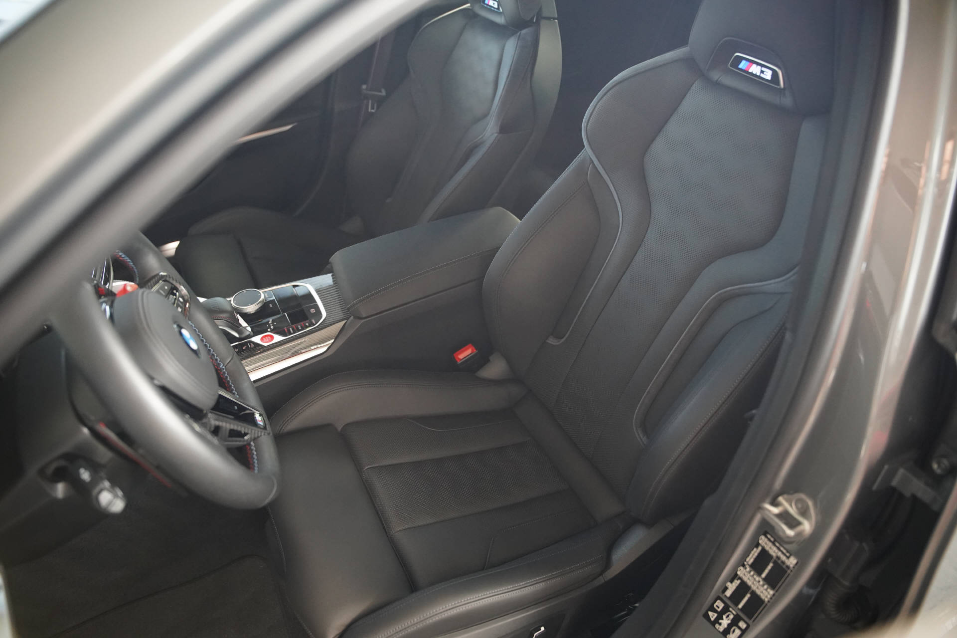 BMW M3 Touring xDrive Competition M LCI-image-9