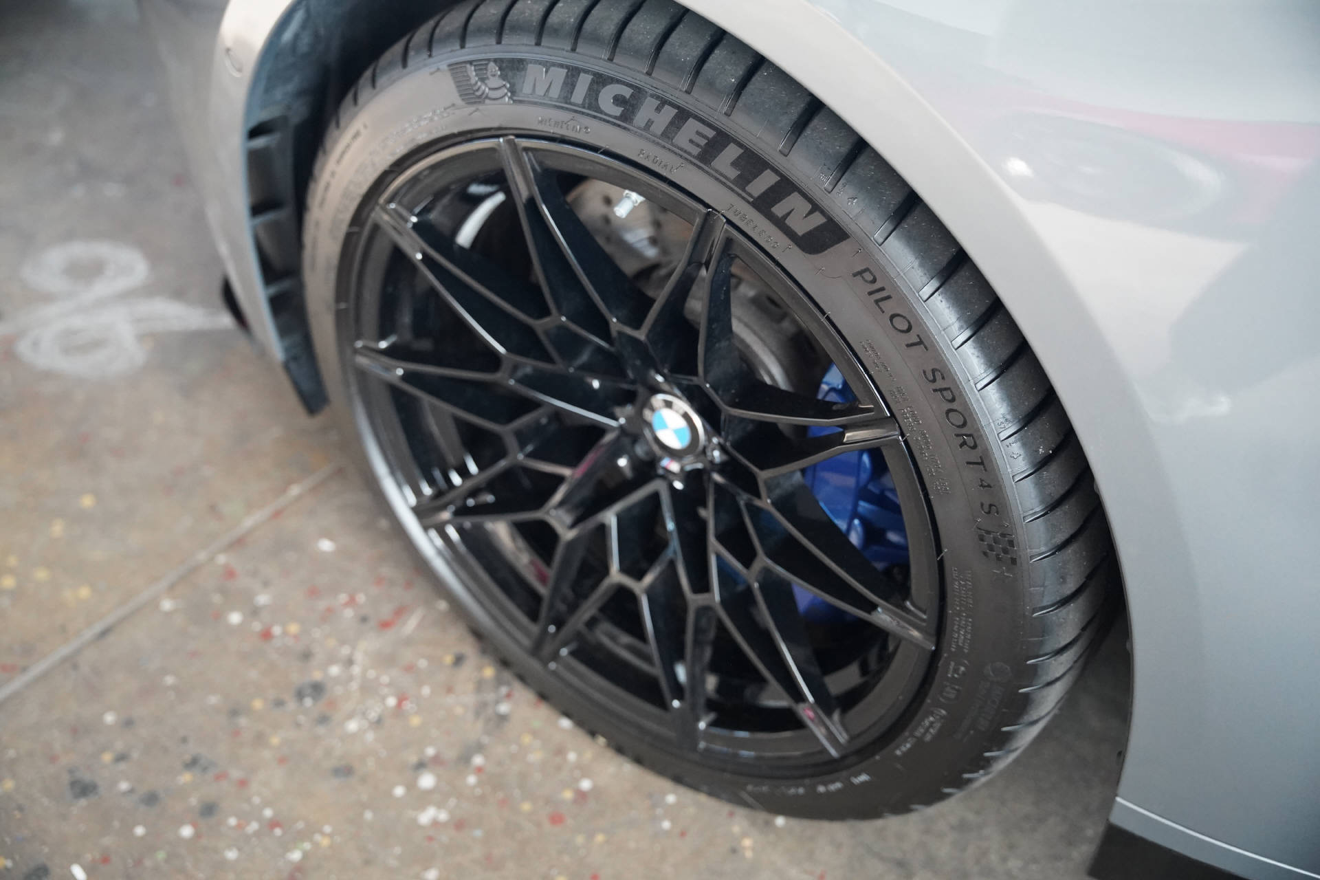 BMW M3 Touring xDrive Competition M LCI-image-5