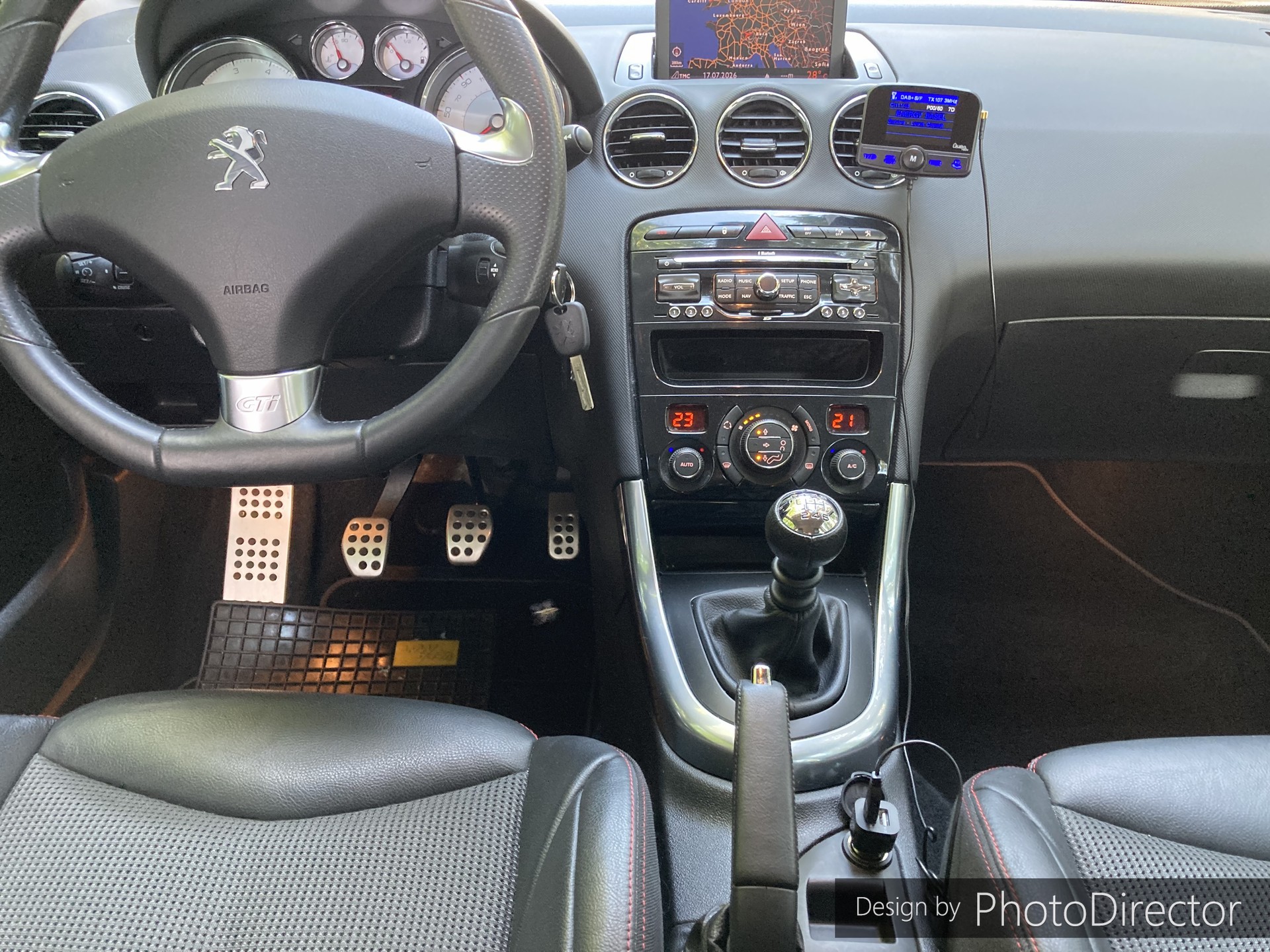 PEUGEOT 308 1.6 16V T GTi-image-6