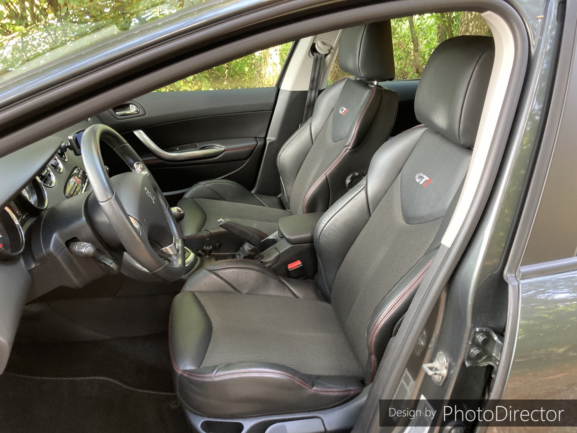 PEUGEOT 308 1.6 16V T GTi-image-5