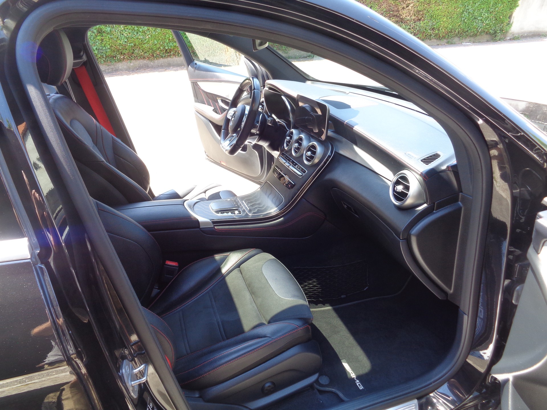 MERCEDES-BENZ GLC Coupé 43 AMG 4Matic 9G-Tronic-image-12