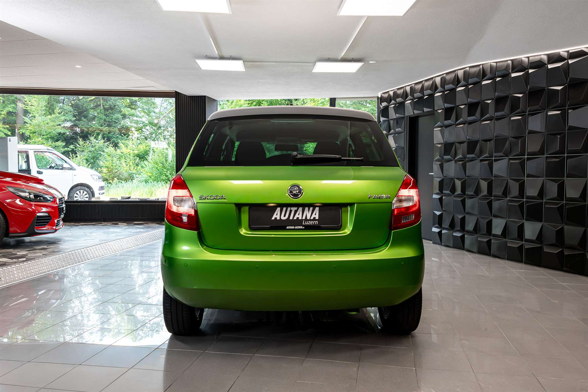 SKODA Fabia 1.2 TSI Ambition Plus-image-4