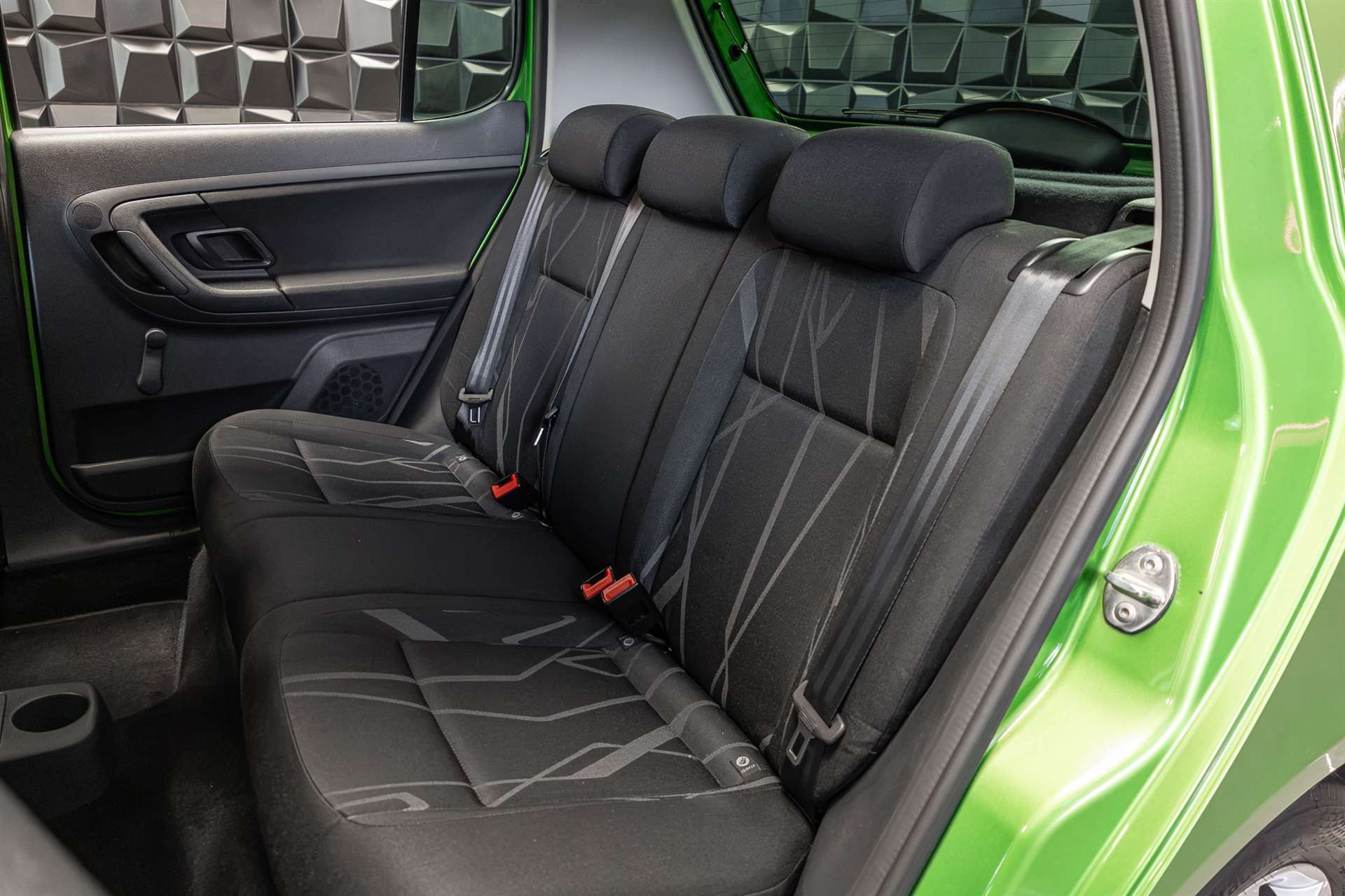 SKODA Fabia 1.2 TSI Ambition Plus-image-18