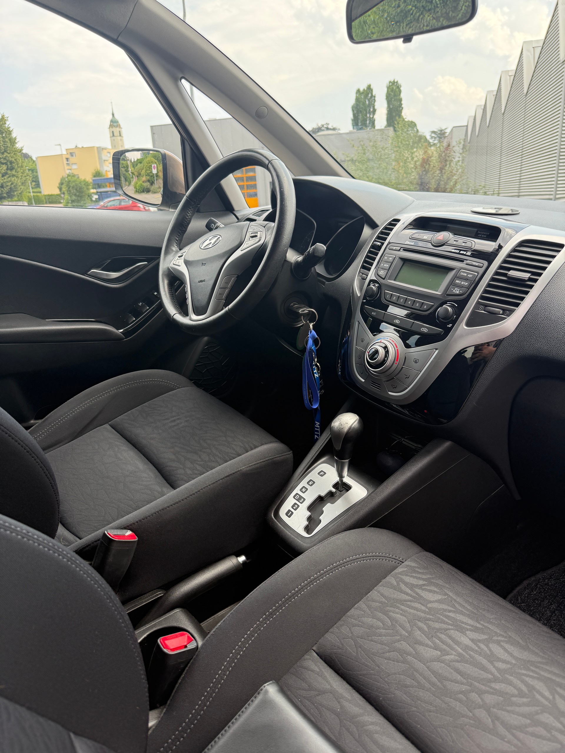 HYUNDAI iX20 1.6 Automatic-image-9