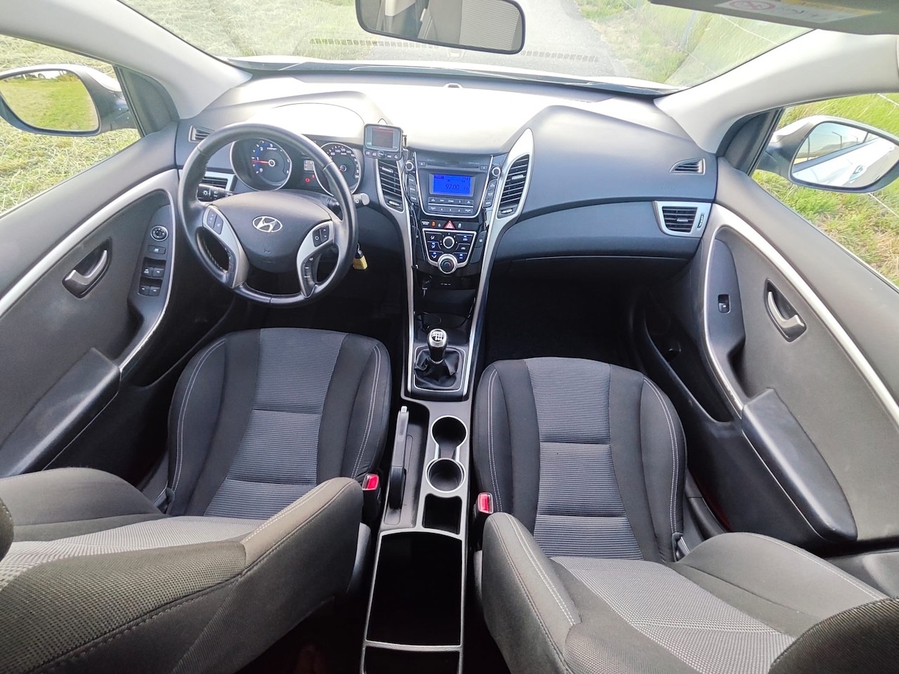 HYUNDAI i30 1.6 CRDi Style-image-13