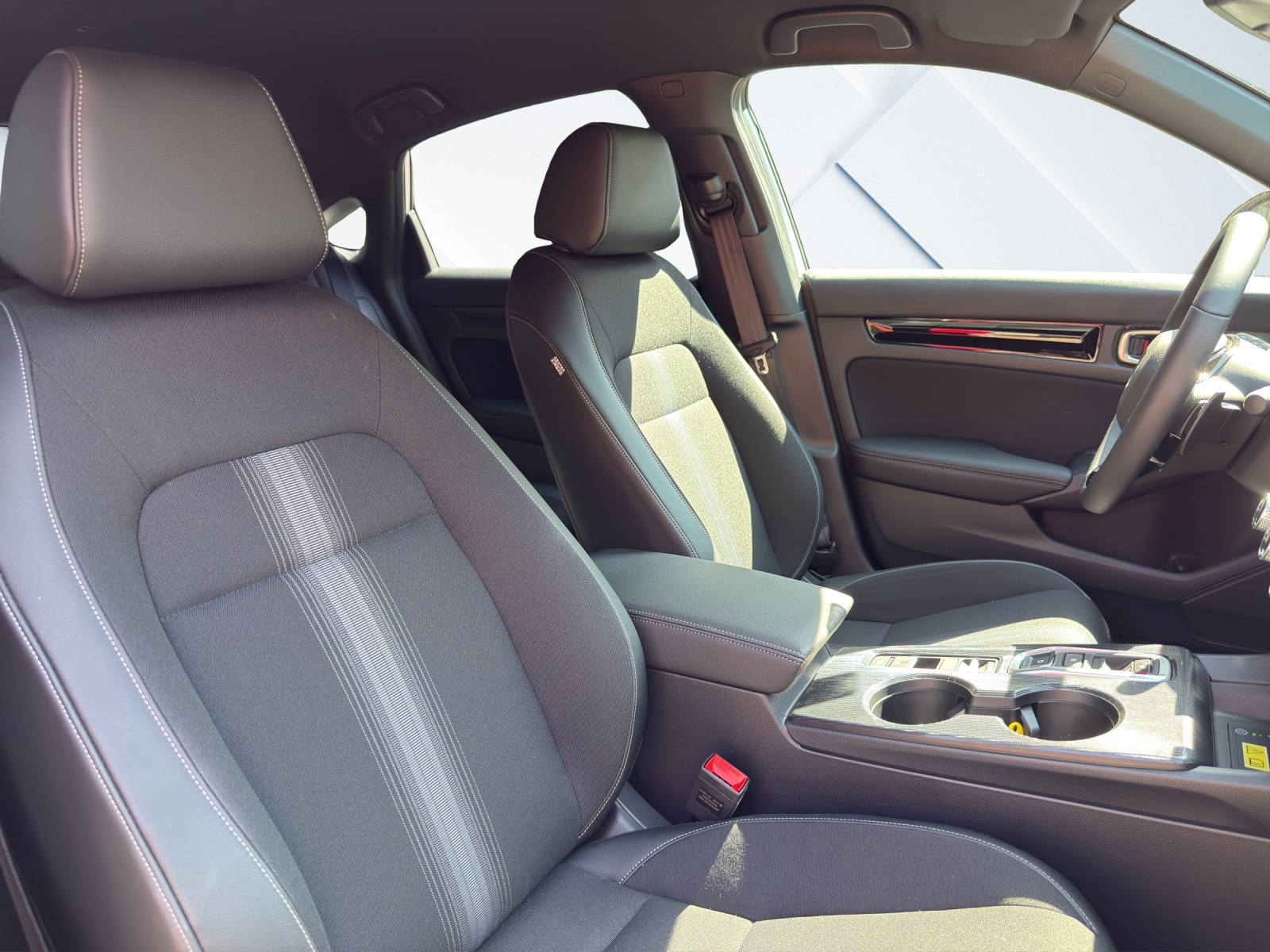 HONDA Civic 2.0 i-MMD Sport-image-17