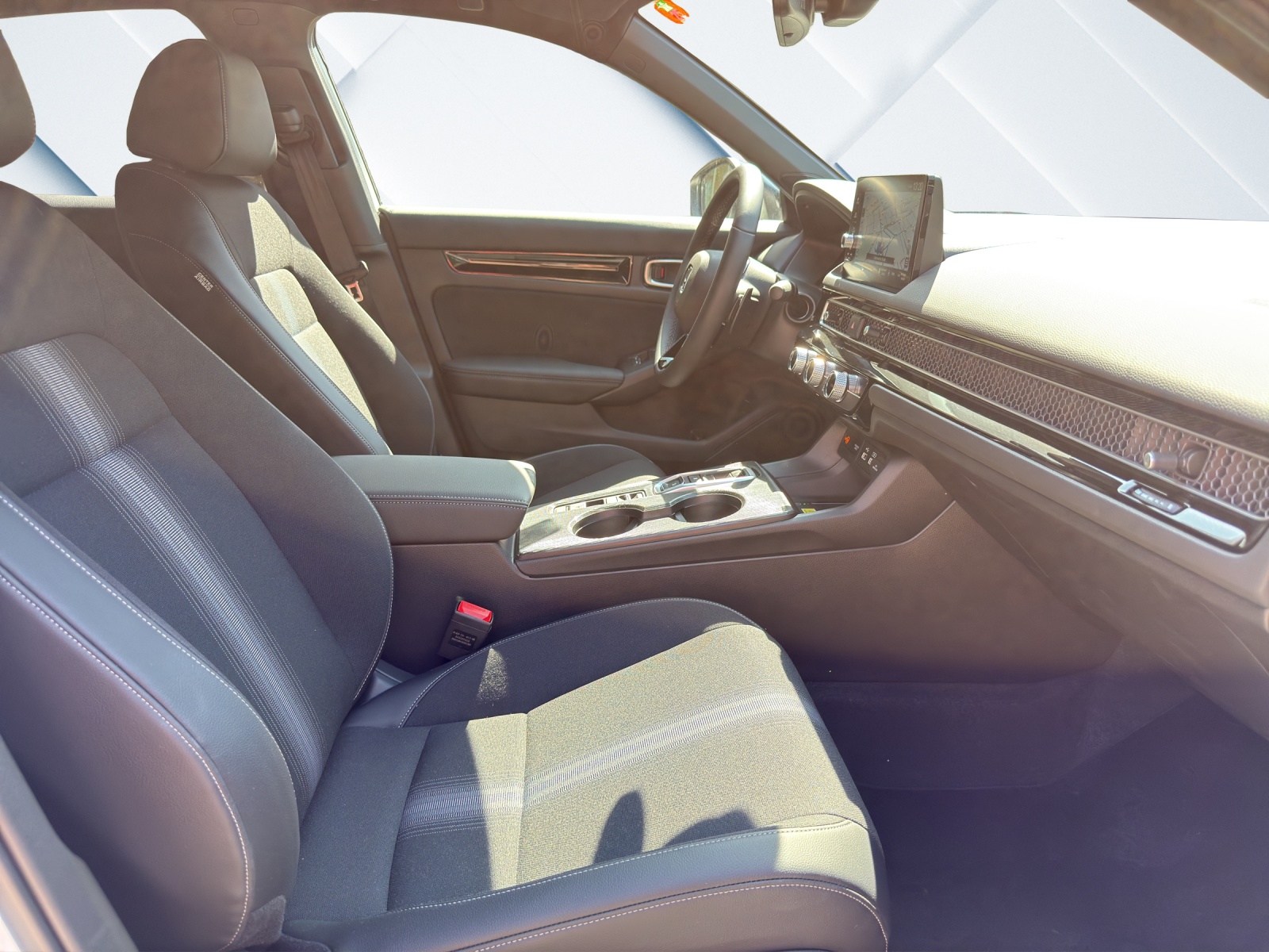 HONDA Civic 2.0 i-MMD Sport-image-16