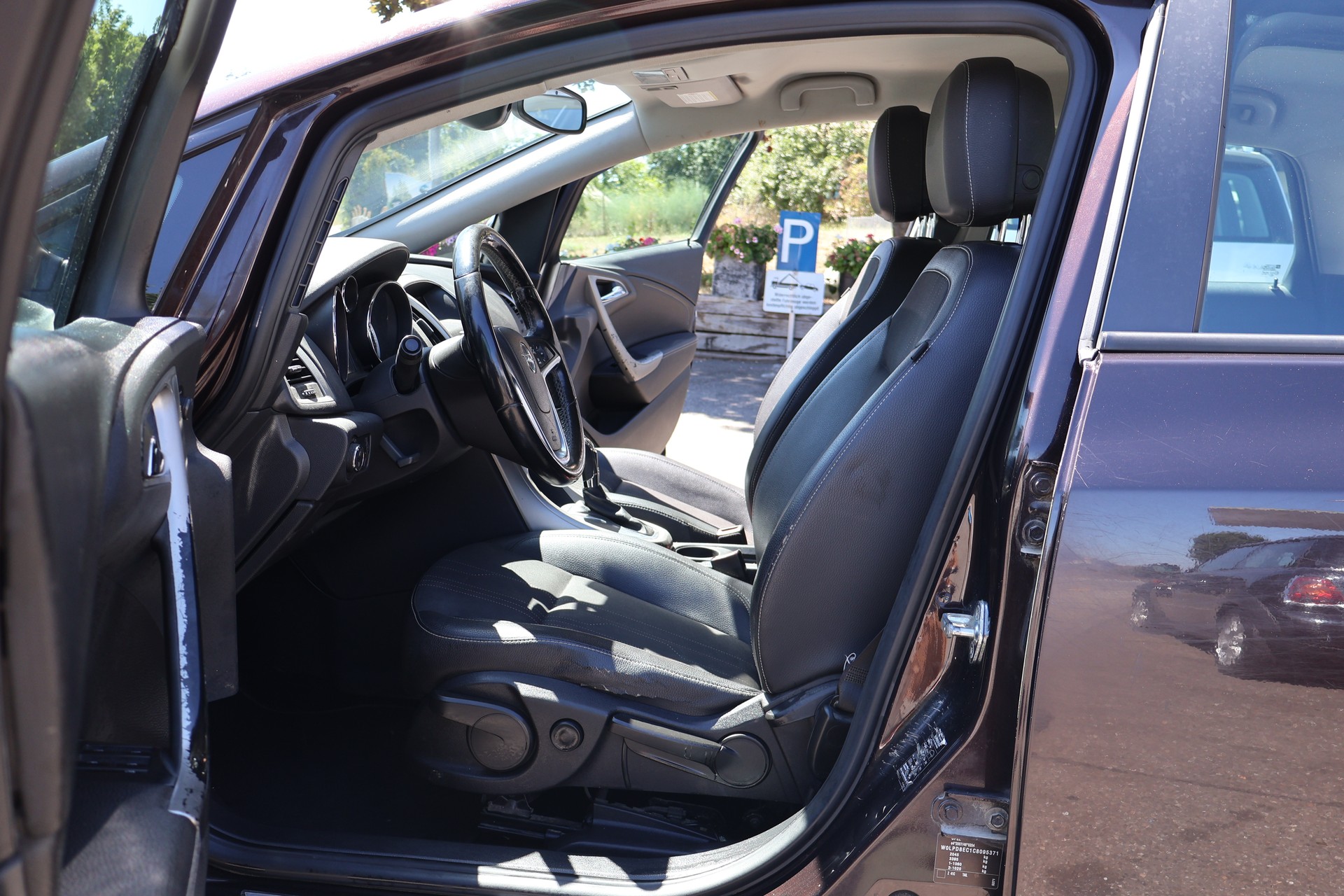 OPEL Astra SportsTourer 1.4i 16V Turbo Automatic-image-13