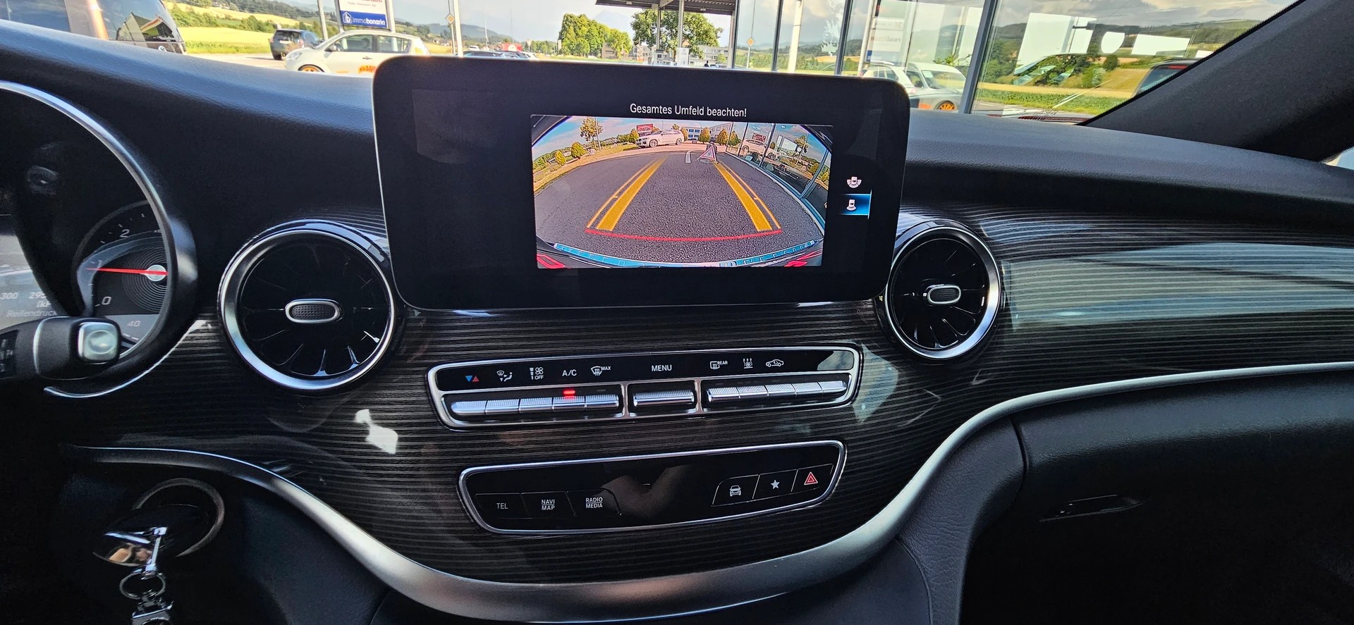 MERCEDES-BENZ V 300 d lang Exclusive 9G-Tronic - 8 Sitze-image-10