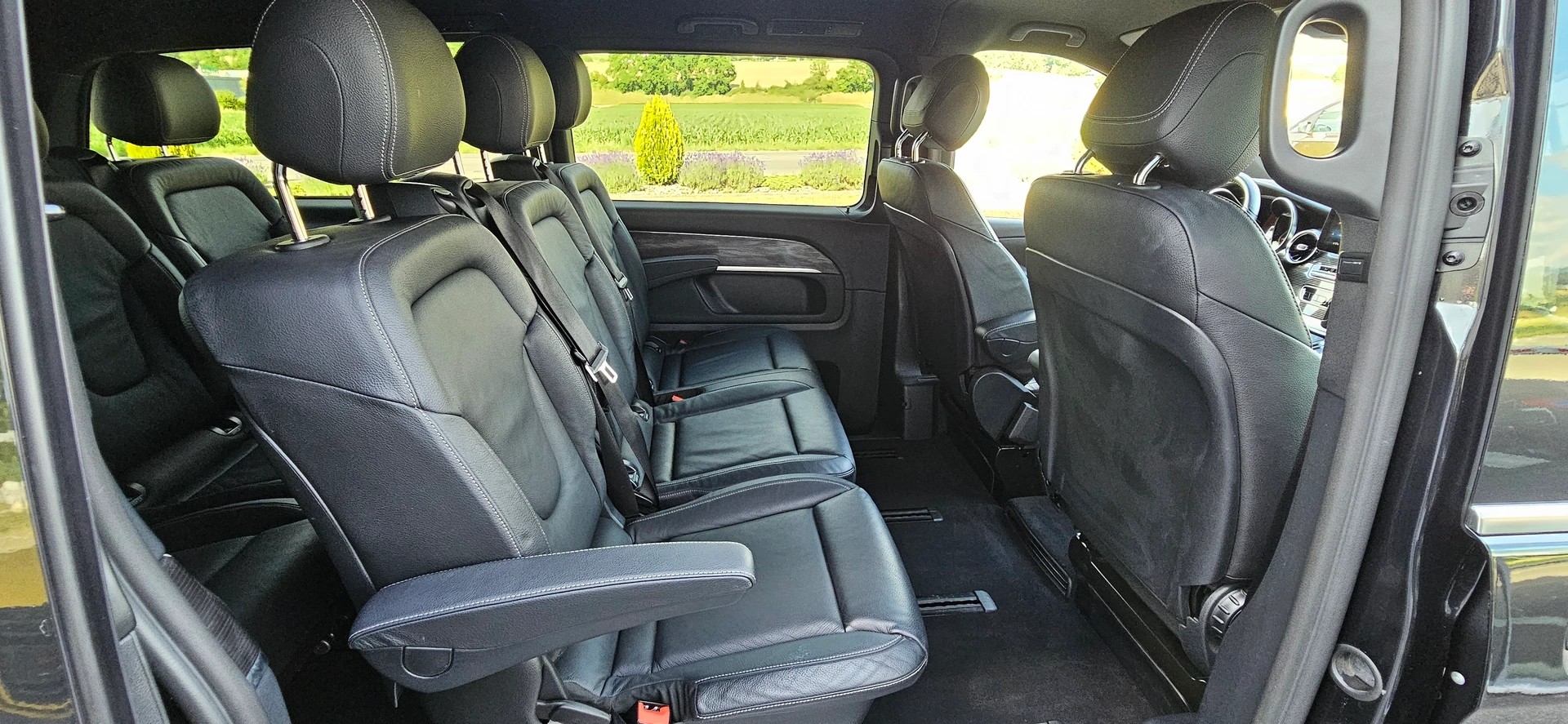 MERCEDES-BENZ V 300 d lang Exclusive 9G-Tronic - 8 Sitze-image-12