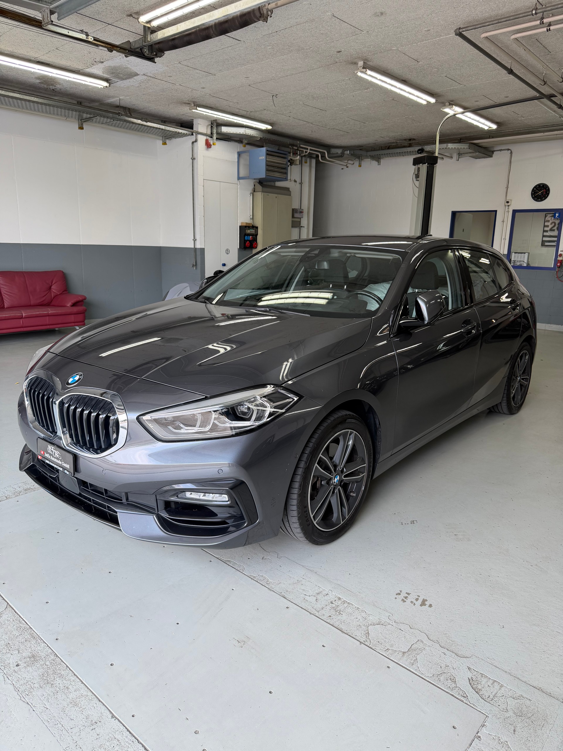 BMW 118i Sport Line * Head Up Display * Rückfahrkamera * Totwinkel * Spurhalteassistent-image-3