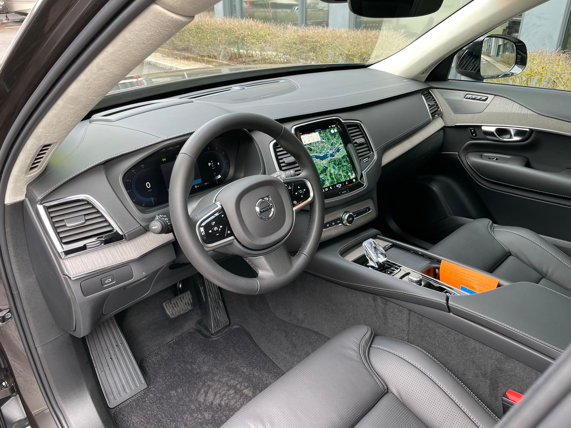 VOLVO XC90 B5 Diesel Mild Hybrid AWD Ultimate Dark Geartronic - 7 Sitzer-image-9