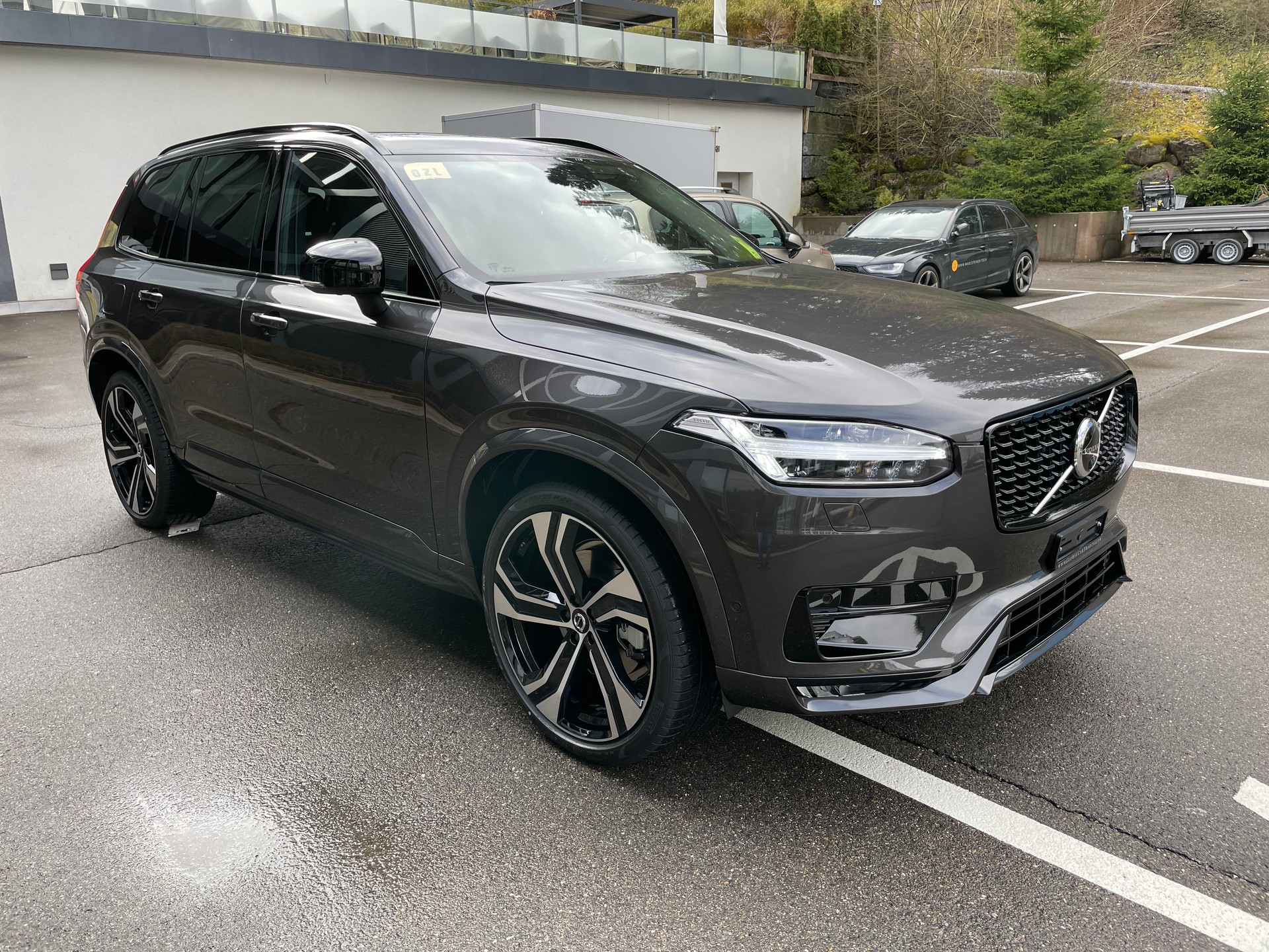 VOLVO XC90 B5 Diesel Mild Hybrid AWD Ultimate Dark Geartronic - 7 Sitzer-image-2