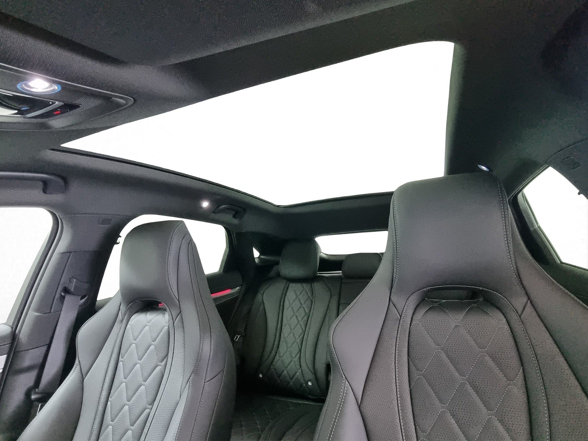BYD Sealion 7 91,3 kWh Excellence AWD-image-12