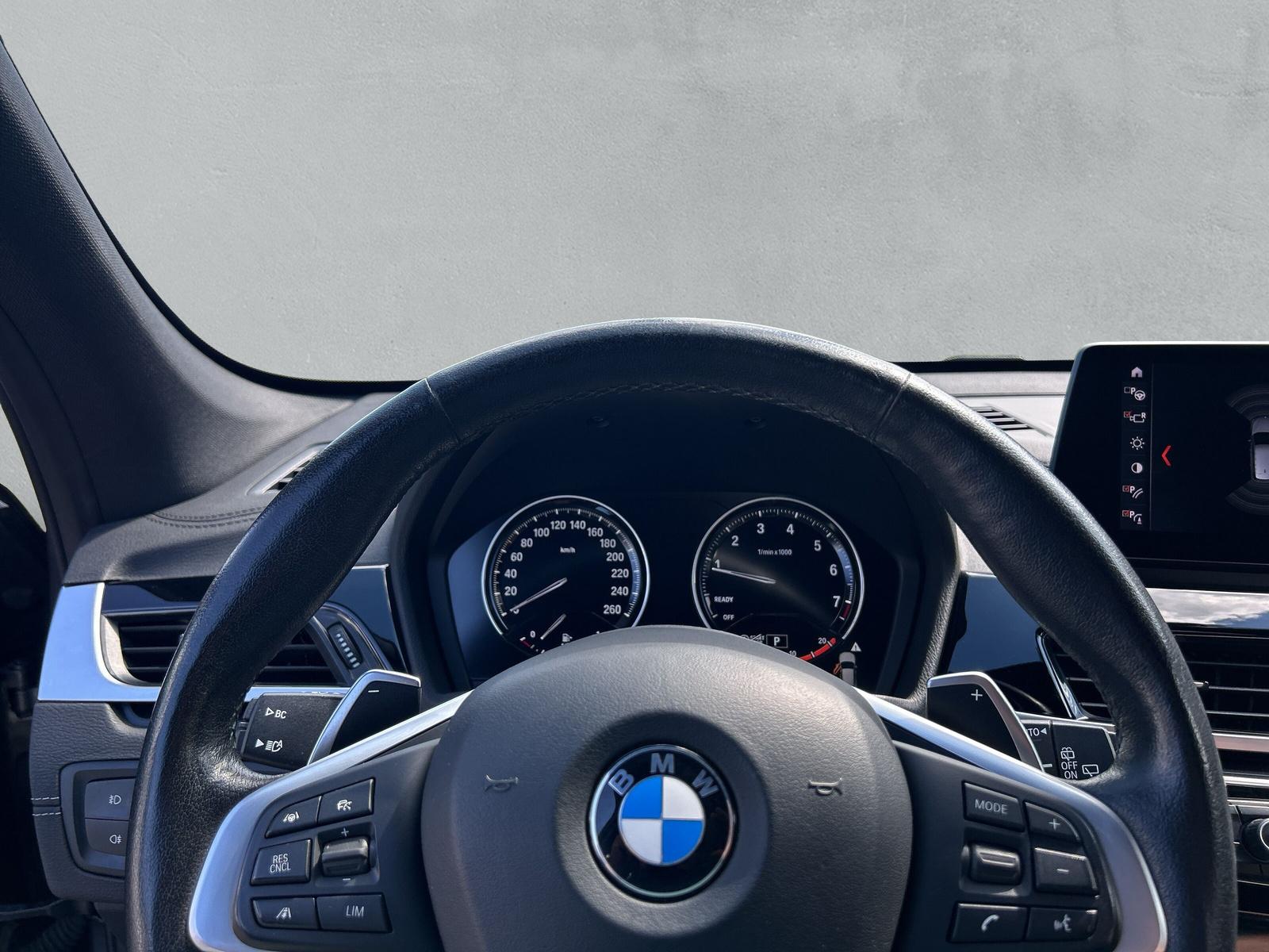 BMW X1 20i Sport Line xDrive F48 (CH9-image-22