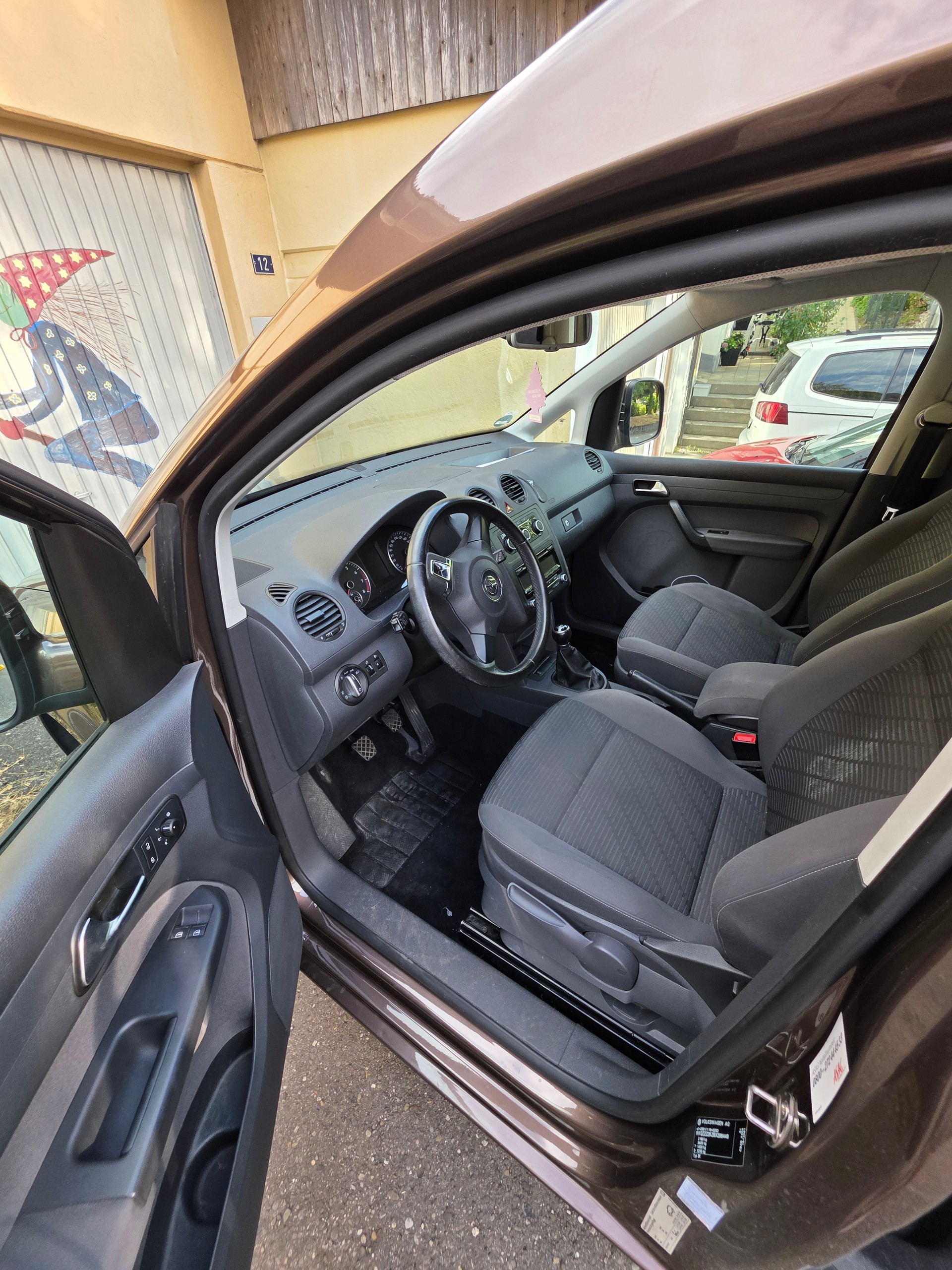 VW CADDY-image-5