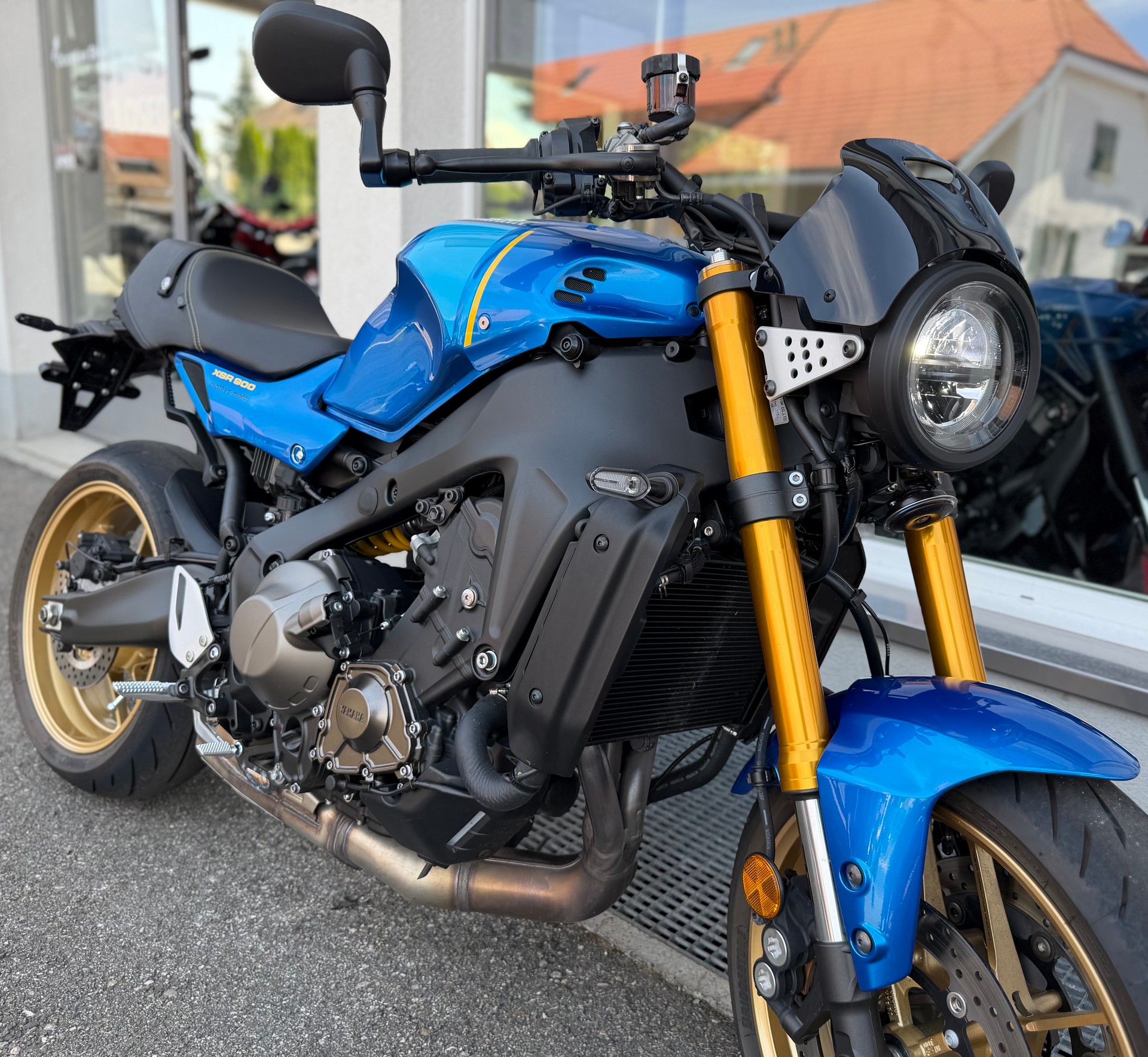 YAMAHA XSR 900-image-5