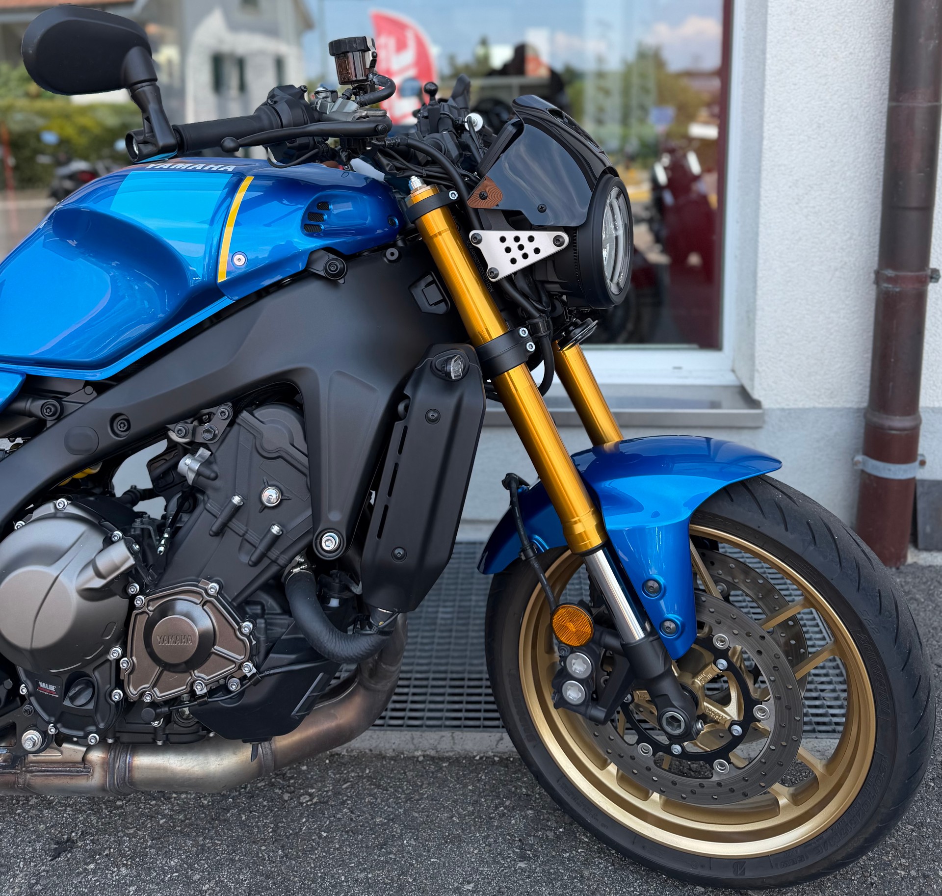 YAMAHA XSR 900-image-4