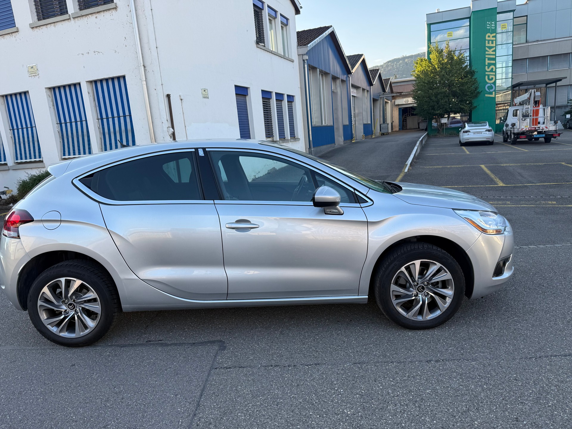 DS AUTOMOBILES DS4 1.6 THP Automatic-image-2