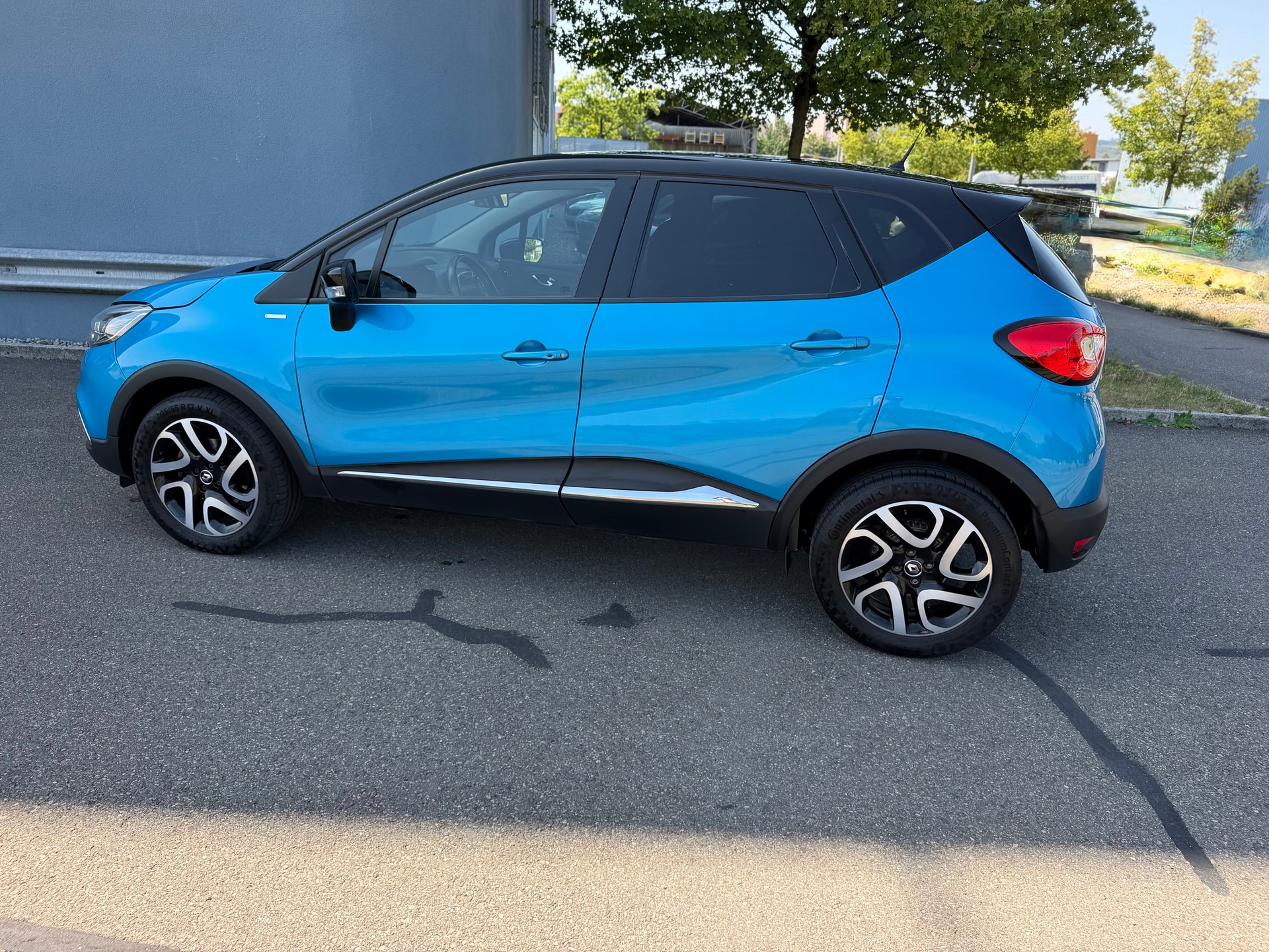 RENAULT Captur 1.2 T 16V Swiss Edition EDC-image-7