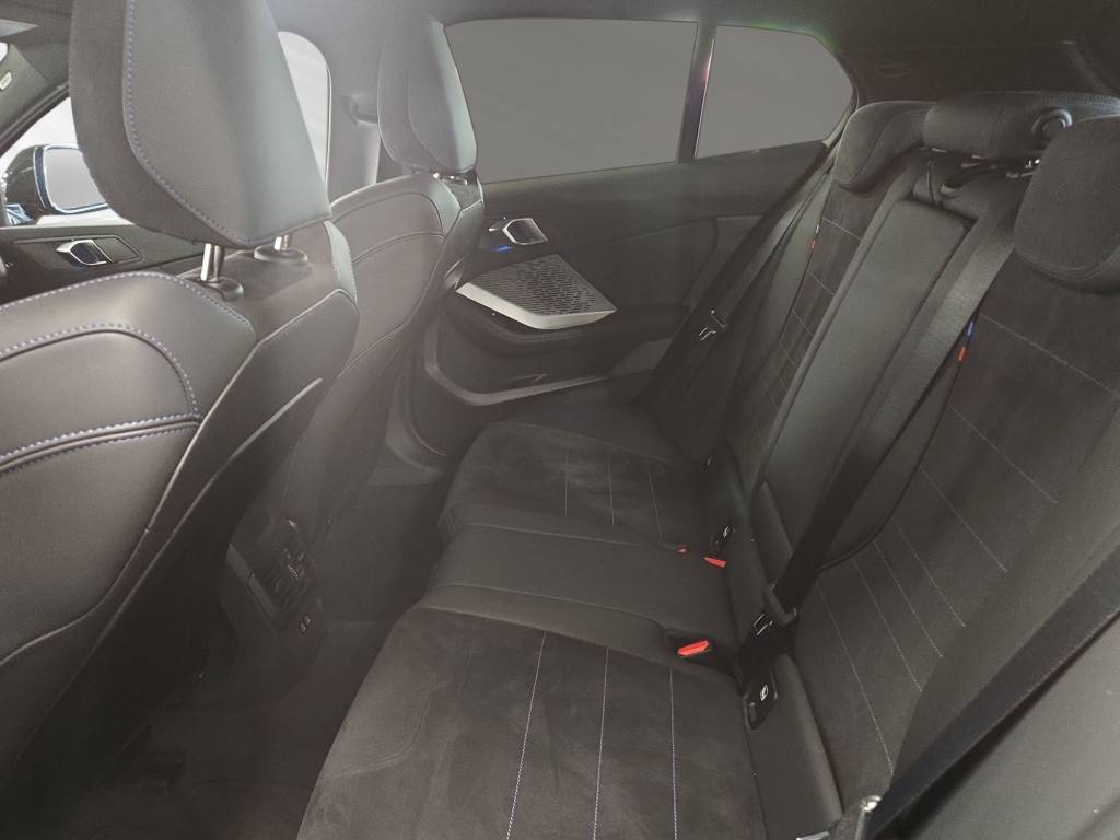 BMW 123 xDrive M Sport Steptronic-image-7