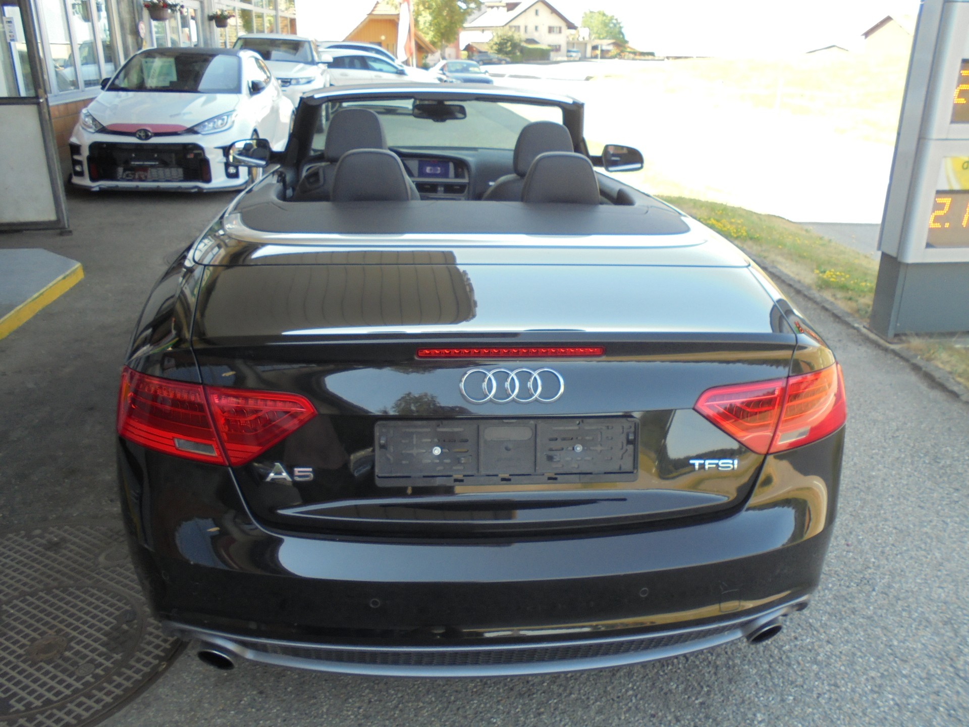 AUDI A5 Cabriolet 1.8 TFSI multitronic-image-4
