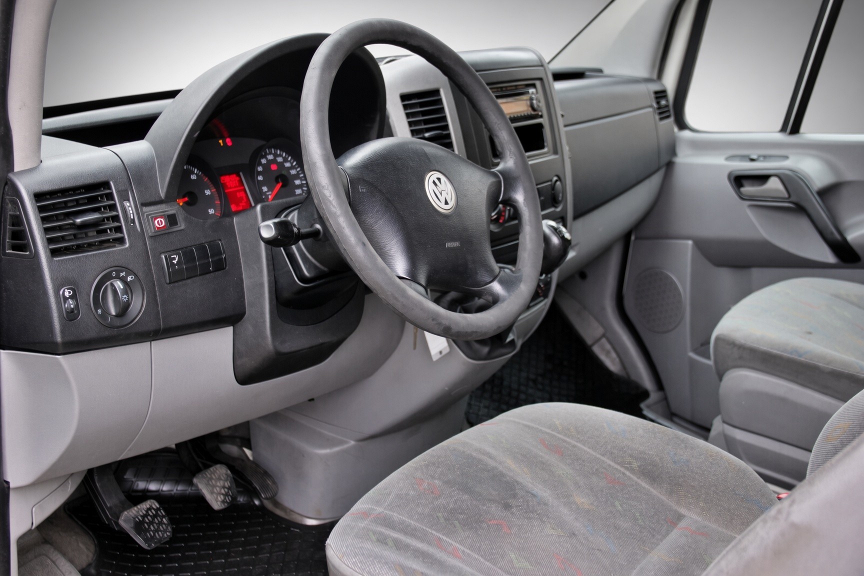 VW CRAFTER-image-10