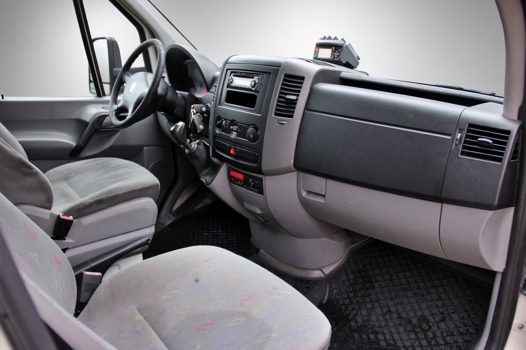 VW CRAFTER-image-12