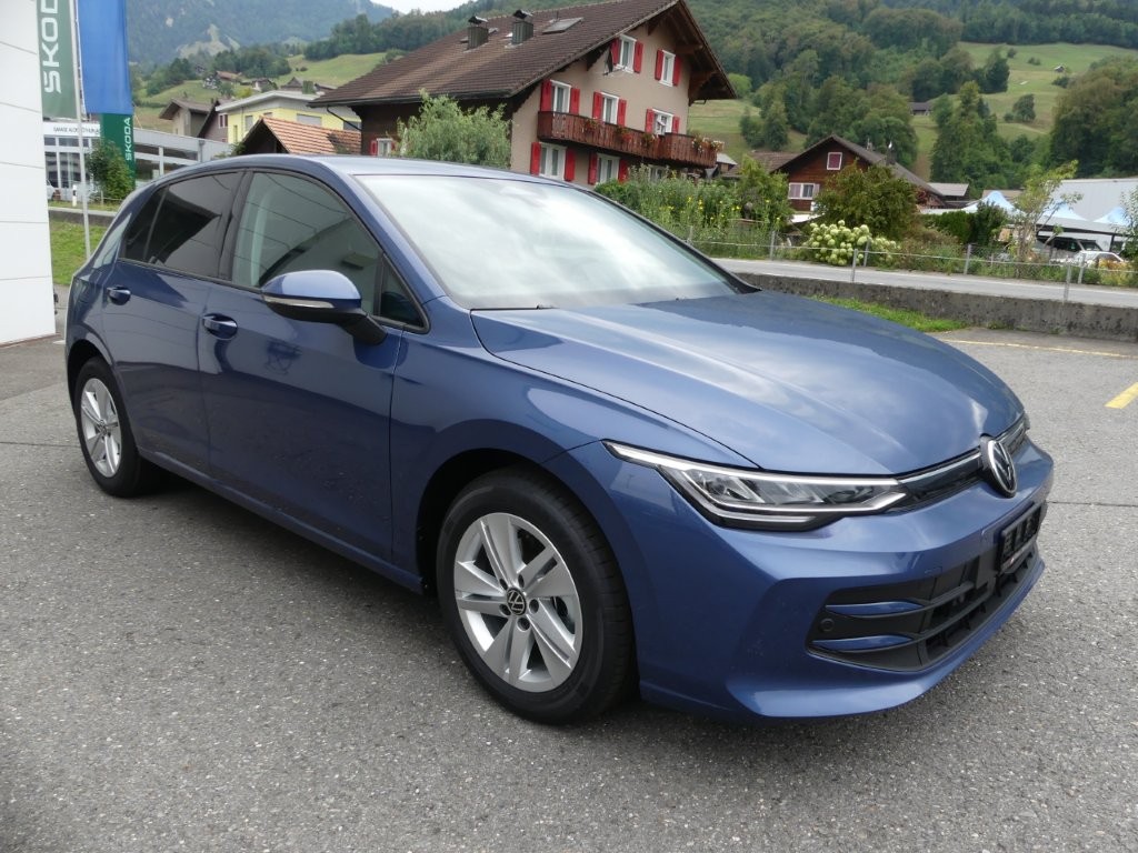 VW Golf 1.5 e TSI mHEV Value DSG-image-4