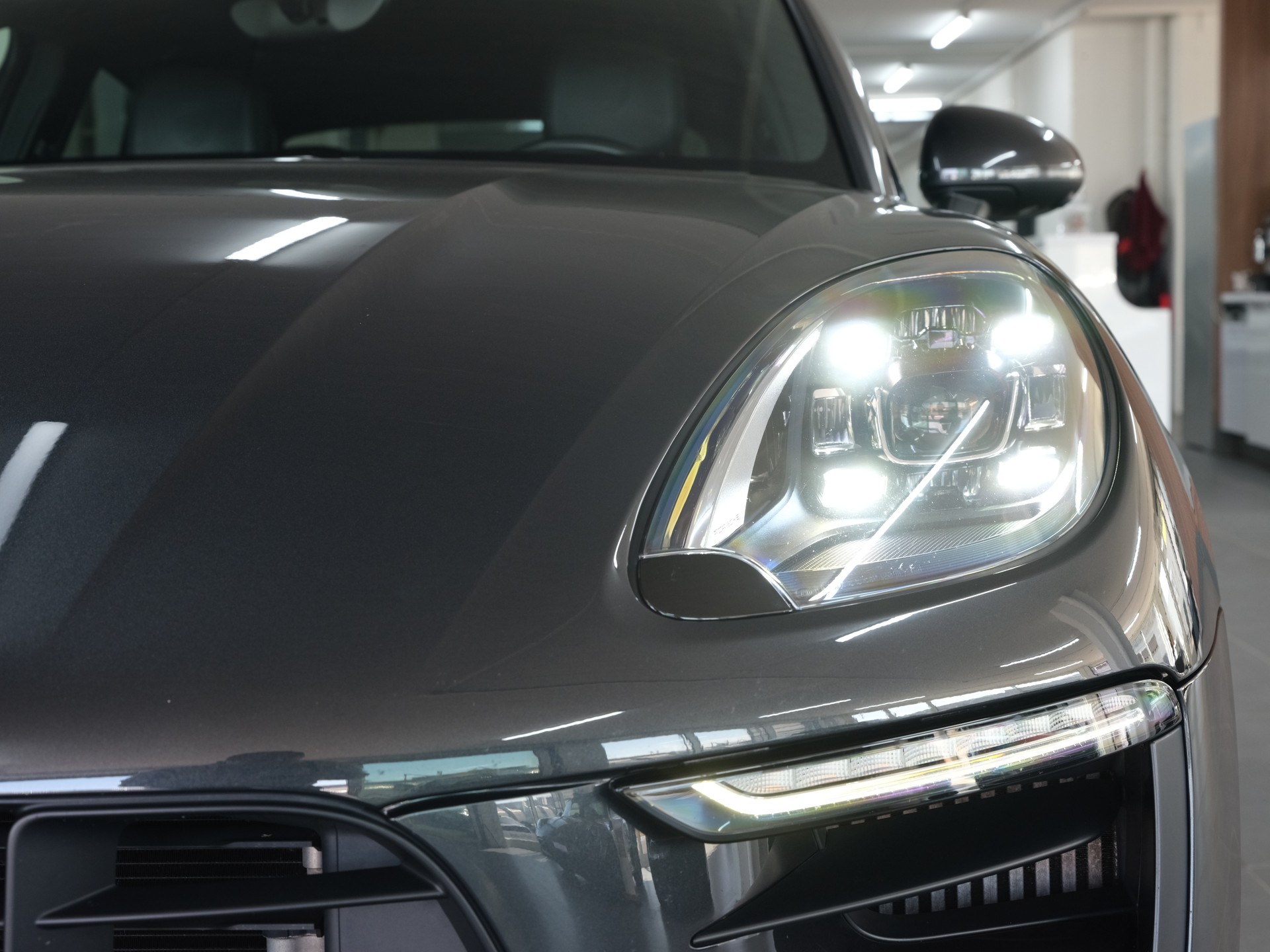 PORSCHE Macan GTS PDK *Bose* *Panorama* *Sportabgassanlage*-image-11