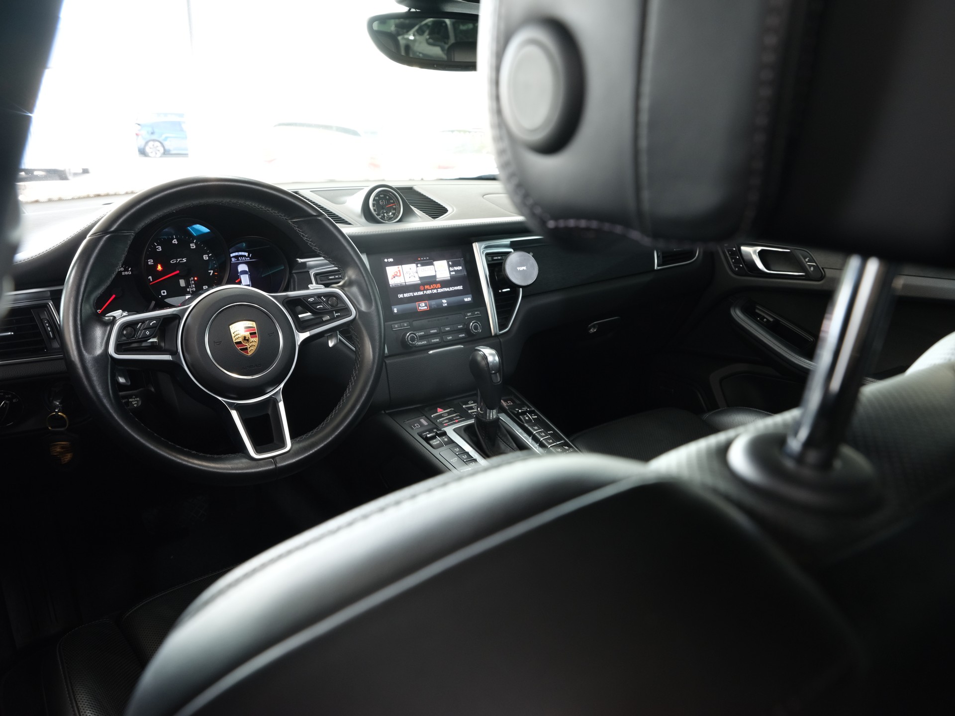 PORSCHE Macan GTS PDK *Bose* *Panorama* *Sportabgassanlage*-image-24