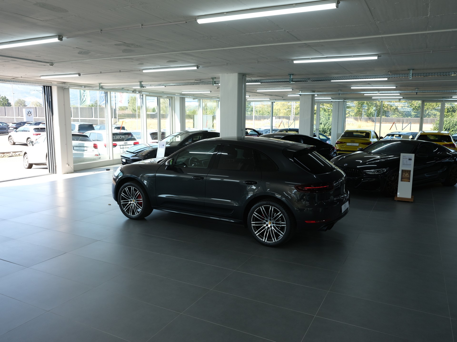 PORSCHE Macan GTS PDK *Bose* *Panorama* *Sportabgassanlage*-image-16