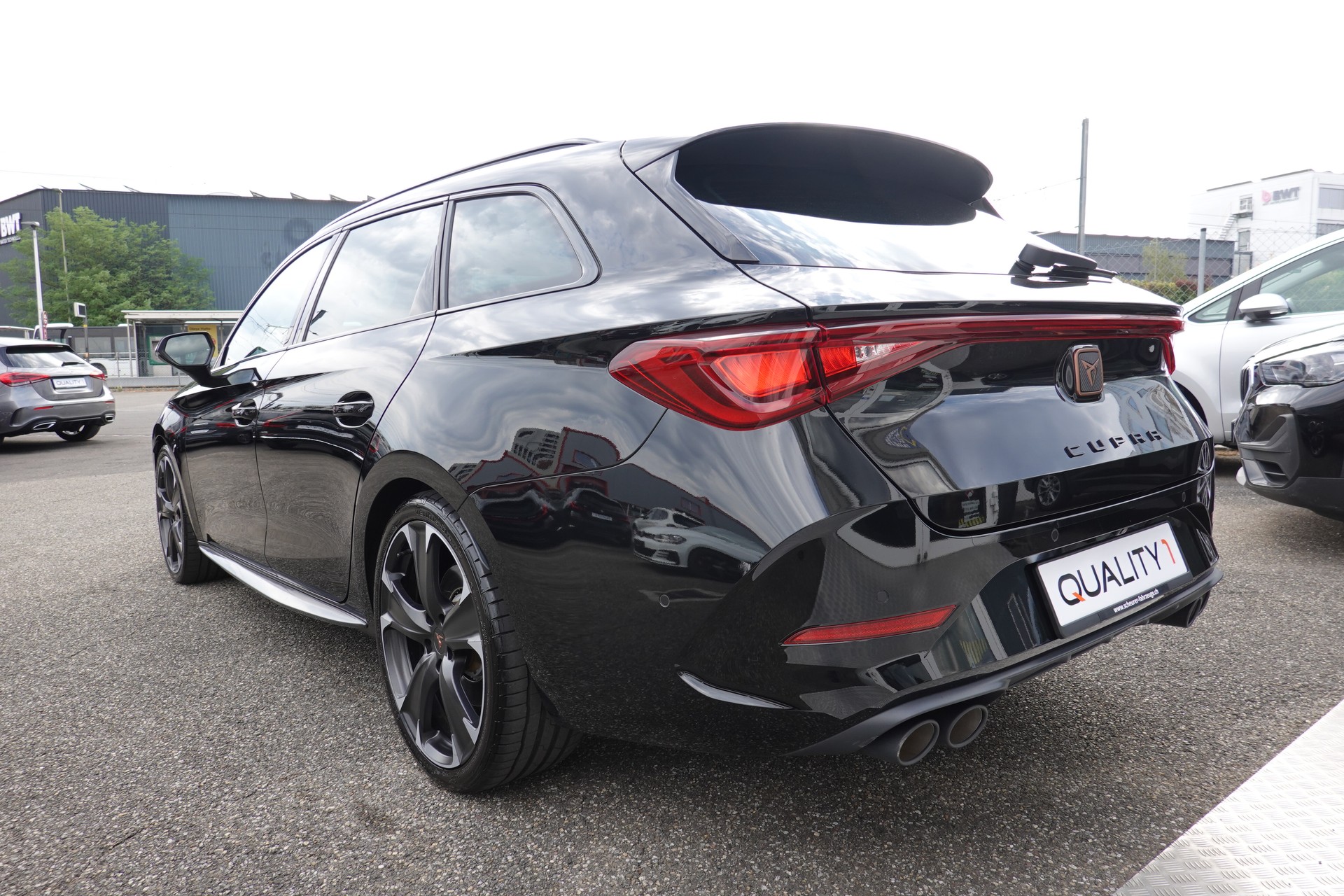 CUPRA LEON ST 2.0 TSI VZ DSG 4-DRIVE - 310 PS-image-1