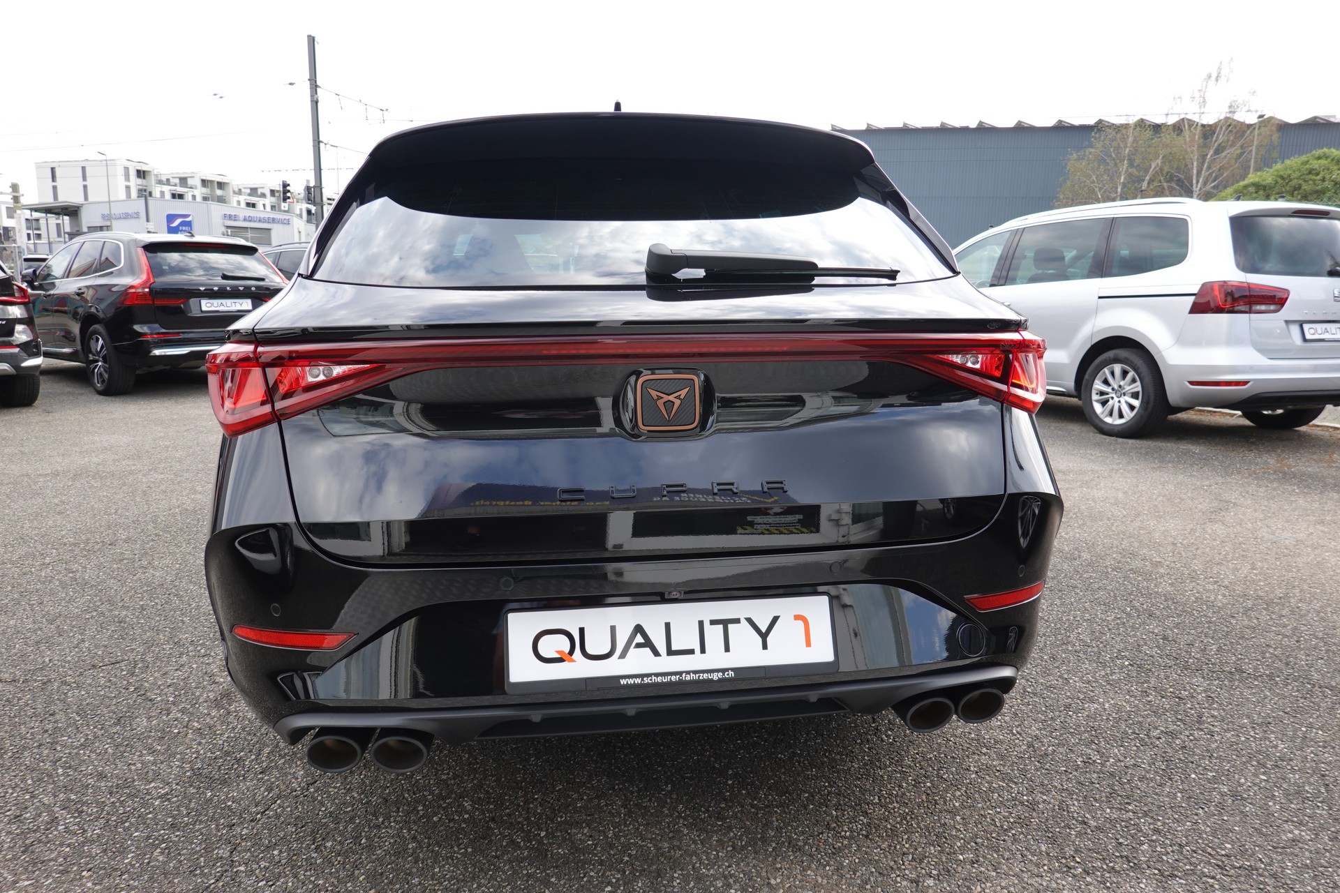 CUPRA LEON ST 2.0 TSI VZ DSG 4-DRIVE - 310 PS-image-2
