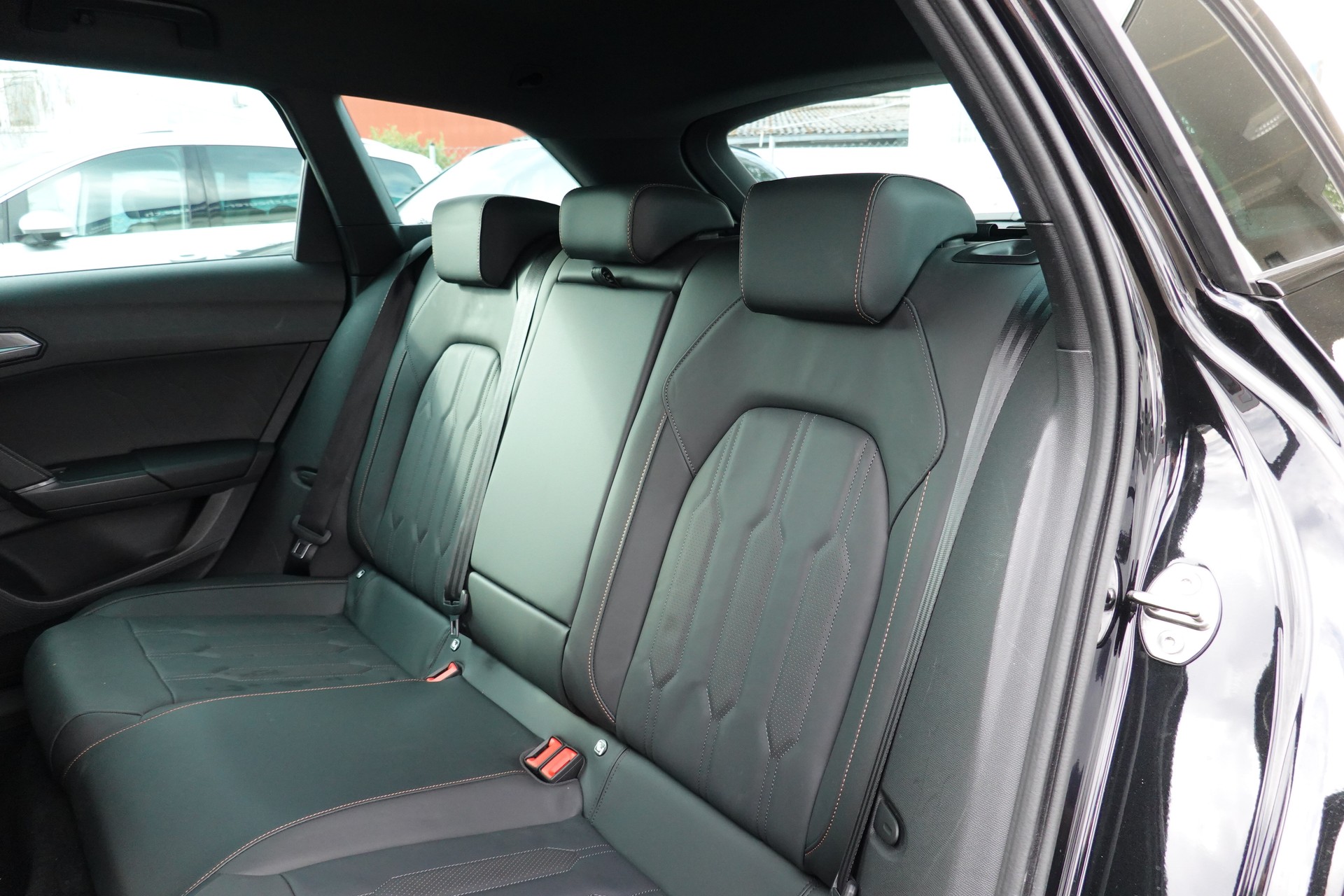 CUPRA LEON ST 2.0 TSI VZ DSG 4-DRIVE - 310 PS-image-15