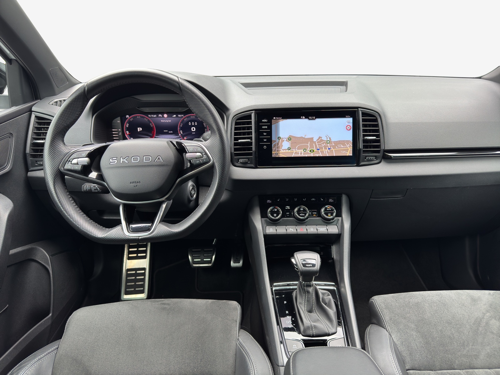 SKODA Karoq 2.0 TSI SportLine 4x4 DSG-image-8