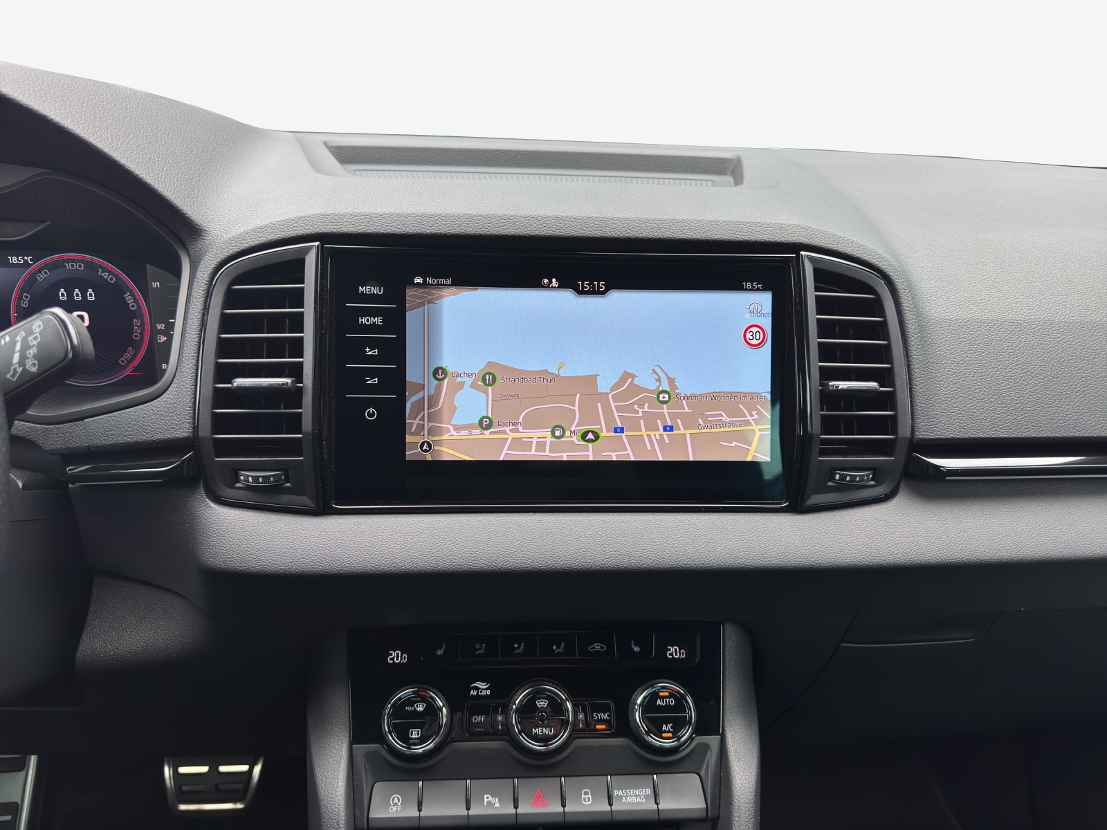 SKODA Karoq 2.0 TSI SportLine 4x4 DSG-image-10