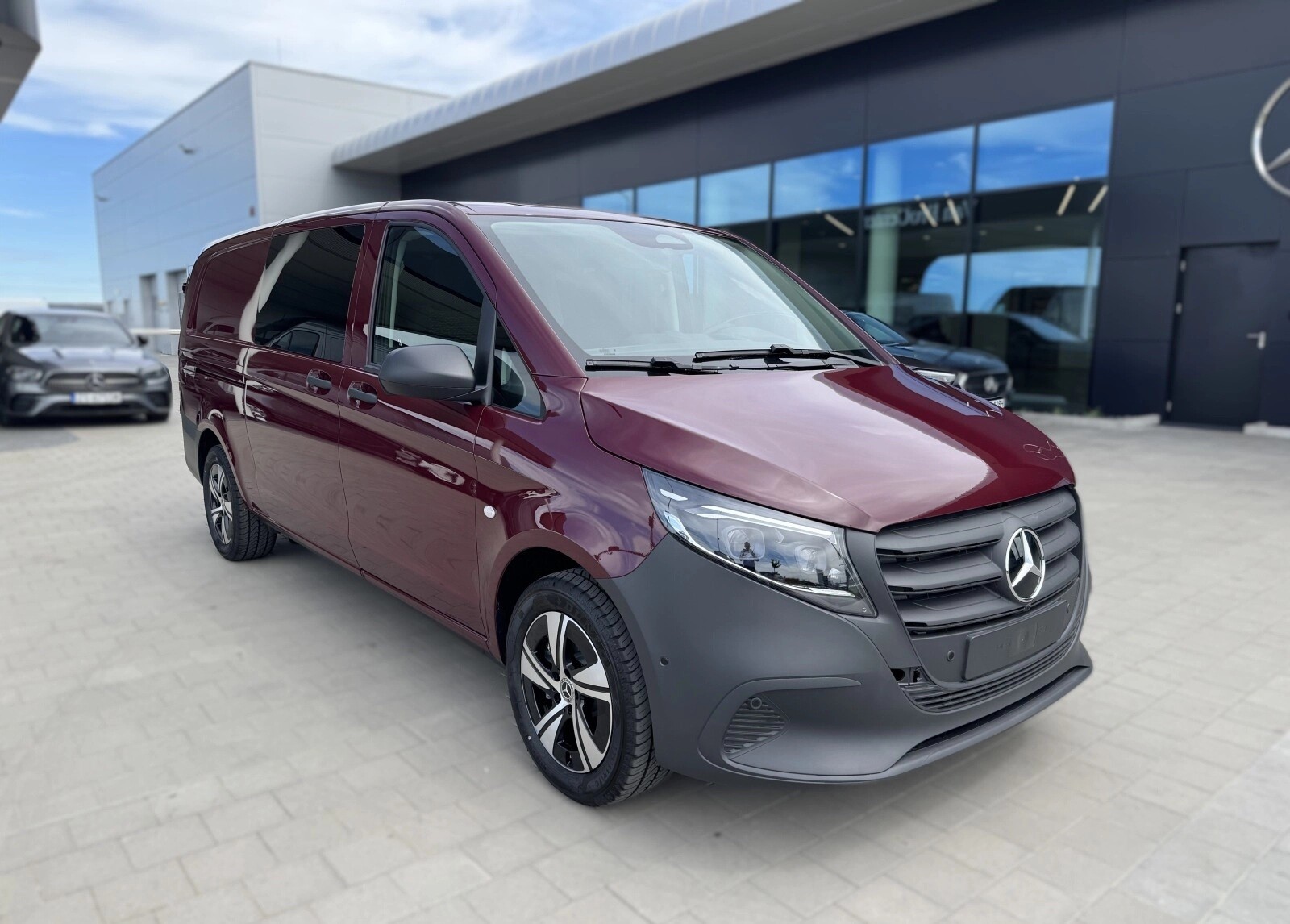 MERCEDES-BENZ Vito 116 CDI Lang 4Matic 9G-Tronic-showroom-element-2