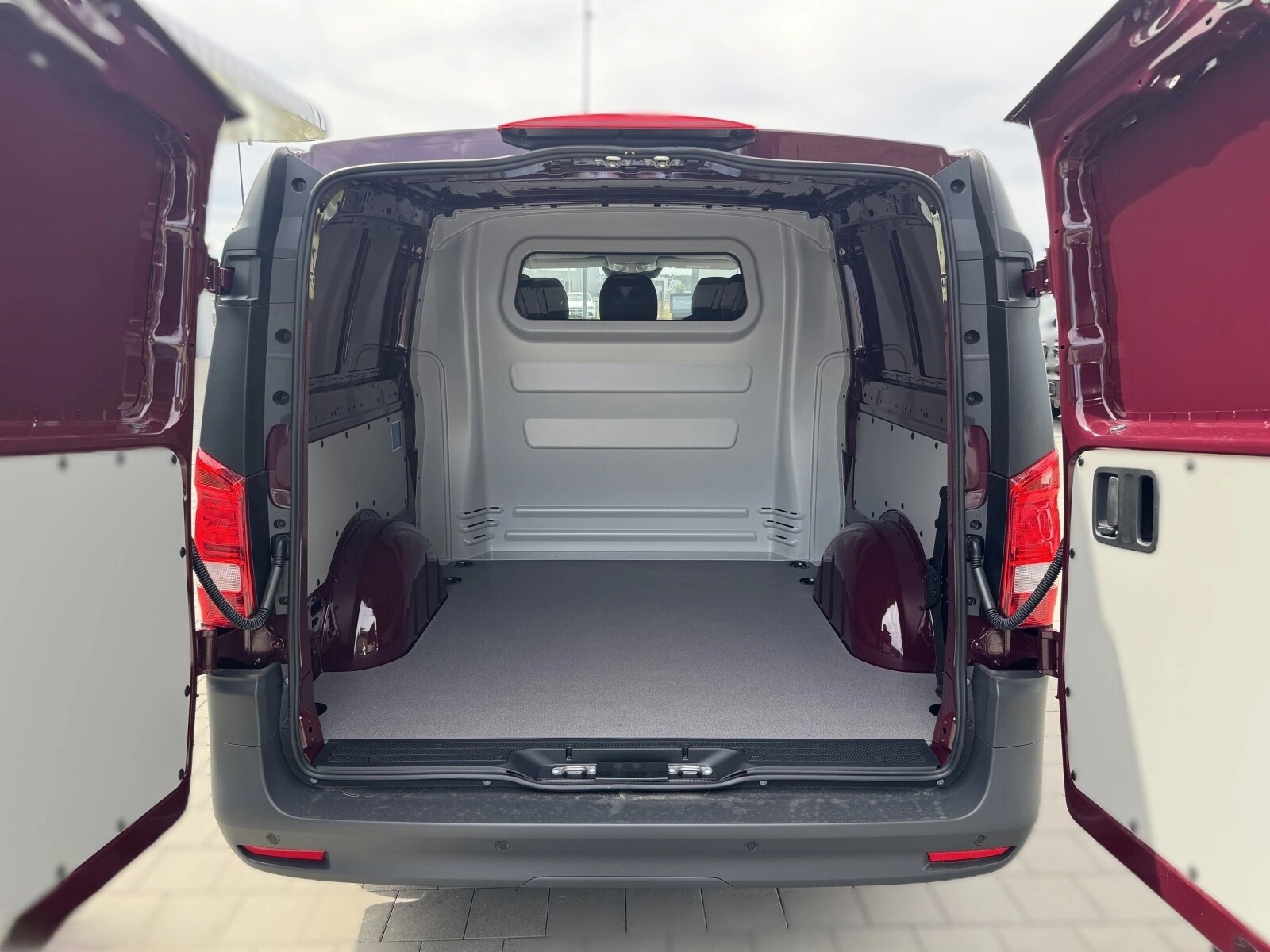 MERCEDES-BENZ Vito 116 CDI Lang 4Matic 9G-Tronic-image-6